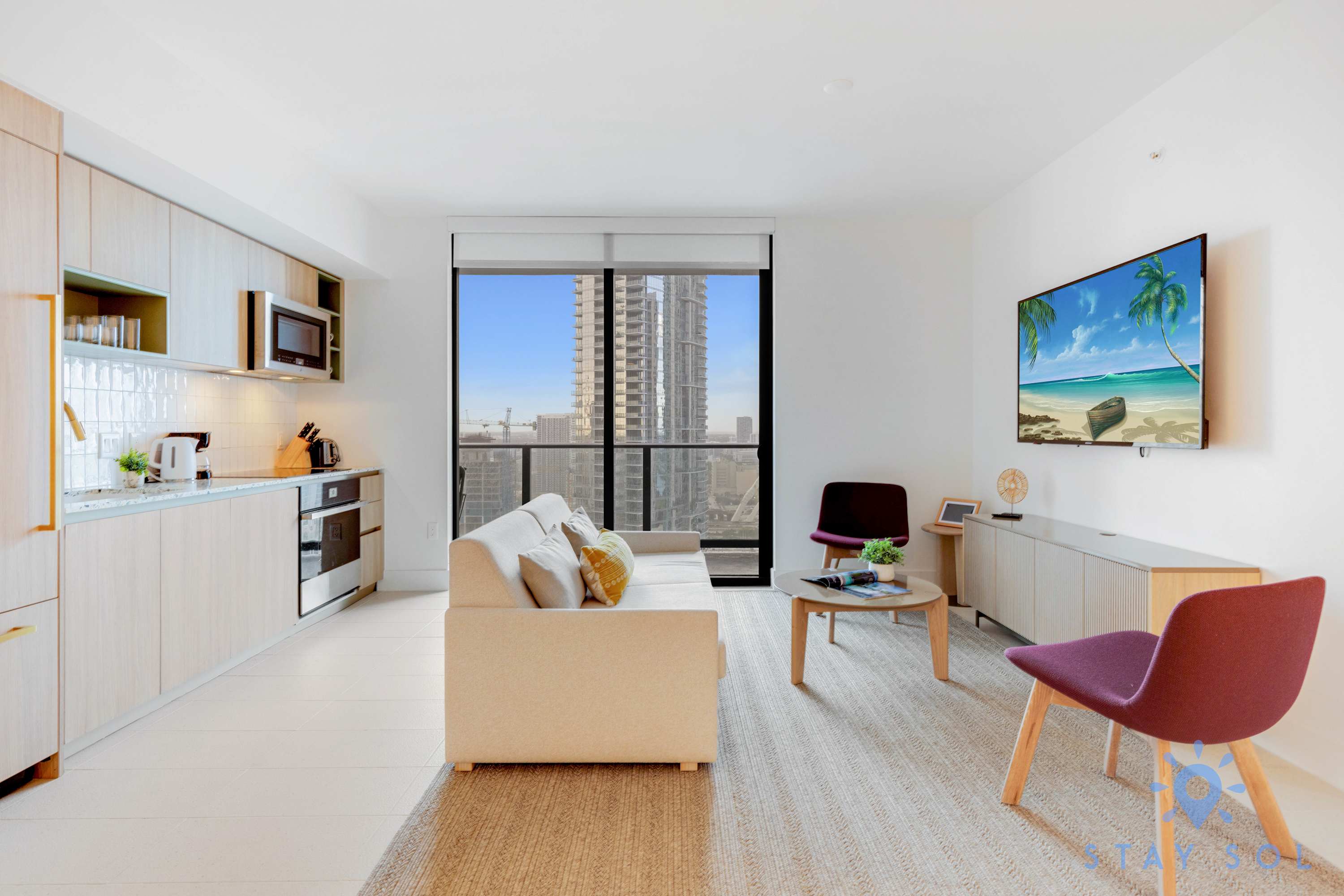 2BRApartment with Pool, Gym and Balcony Views
