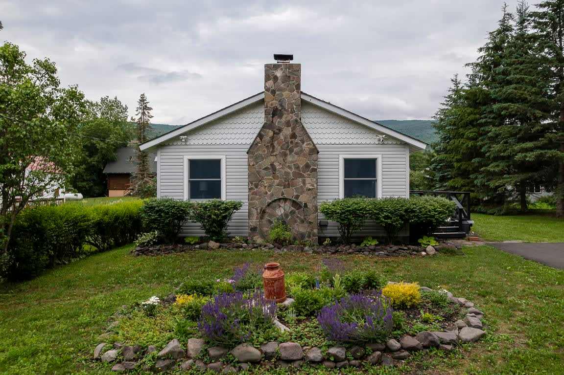 Hunter Mountain View Cabin