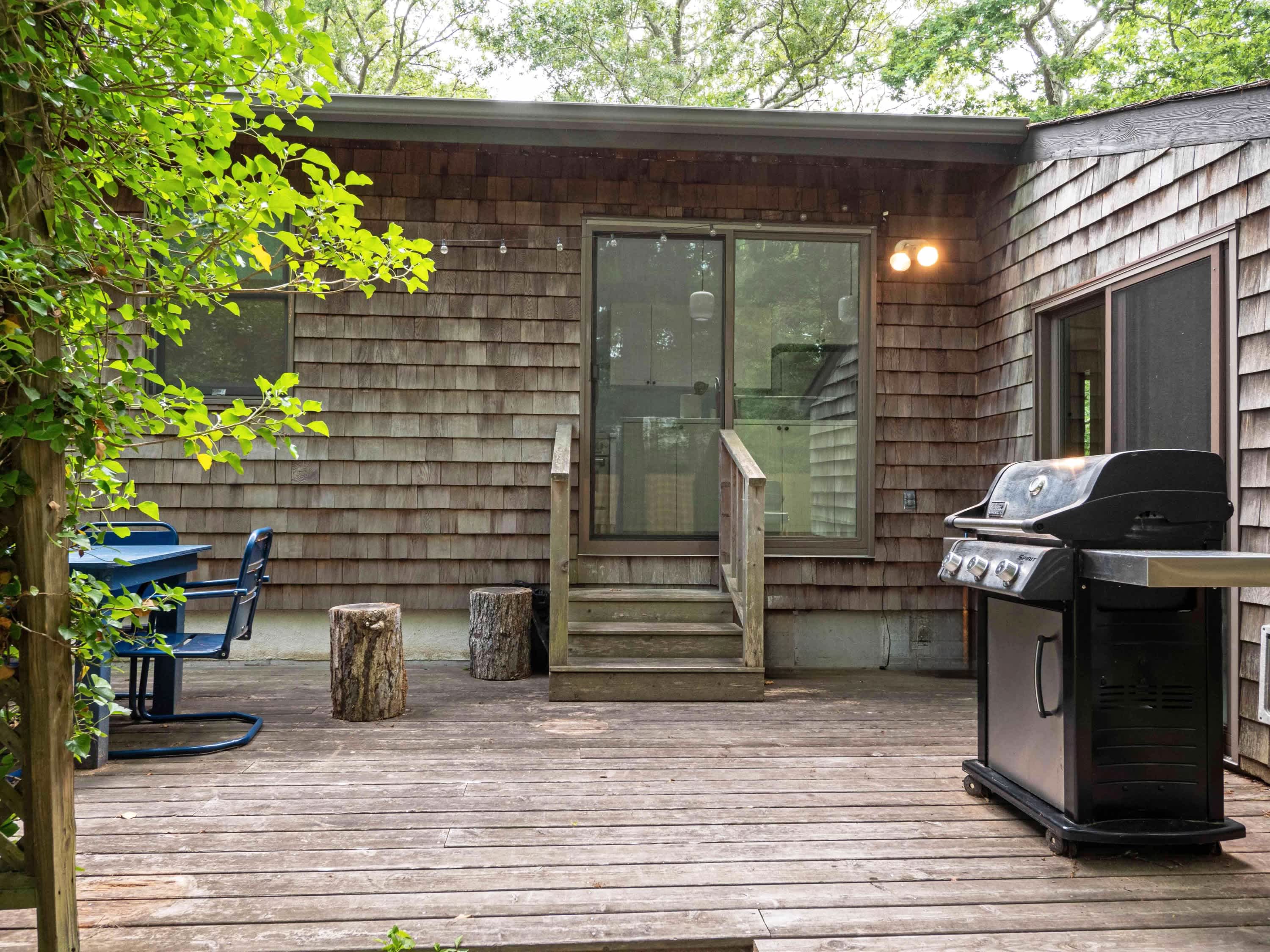 East Hampton Home with Fire Pit