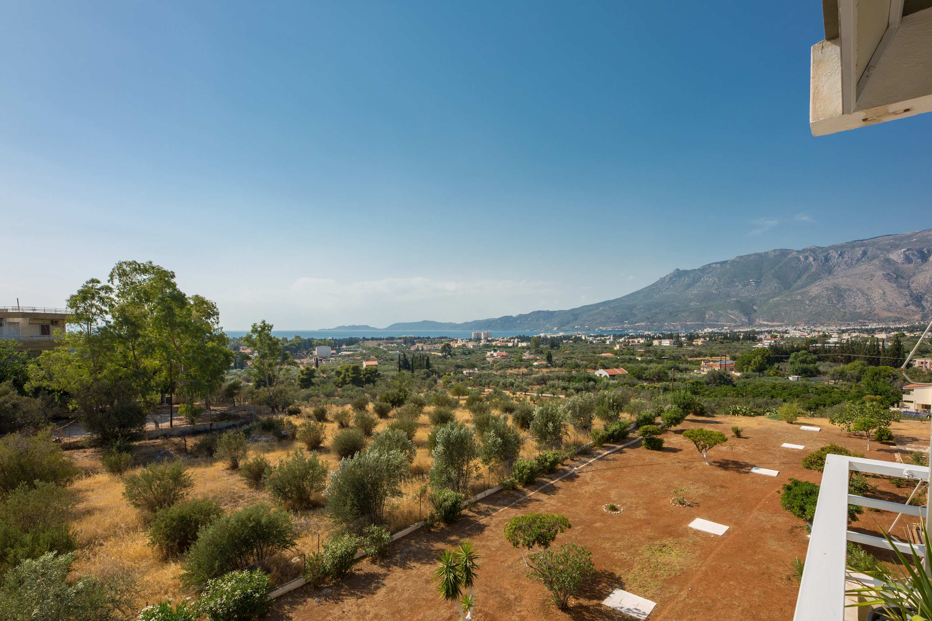 Loutraki Getaway - Cozy and Quiet Nest — Loutraki, Peloponnese — vacation rental