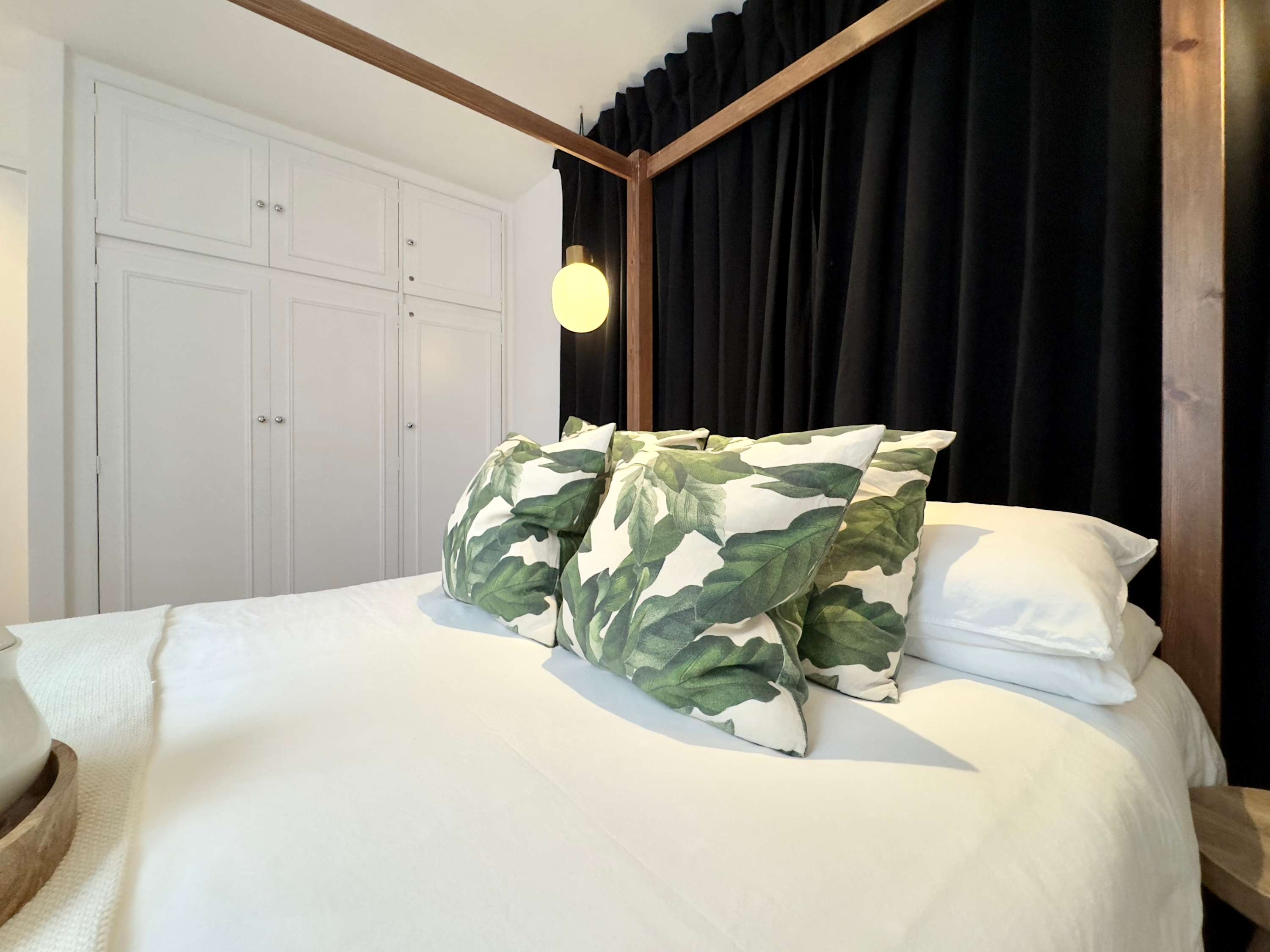 Chic Marble Arch w/ 100" Cinema & Premium Mattress in Harrowby Street W1H 5HX - Property image 34 - VivreStays