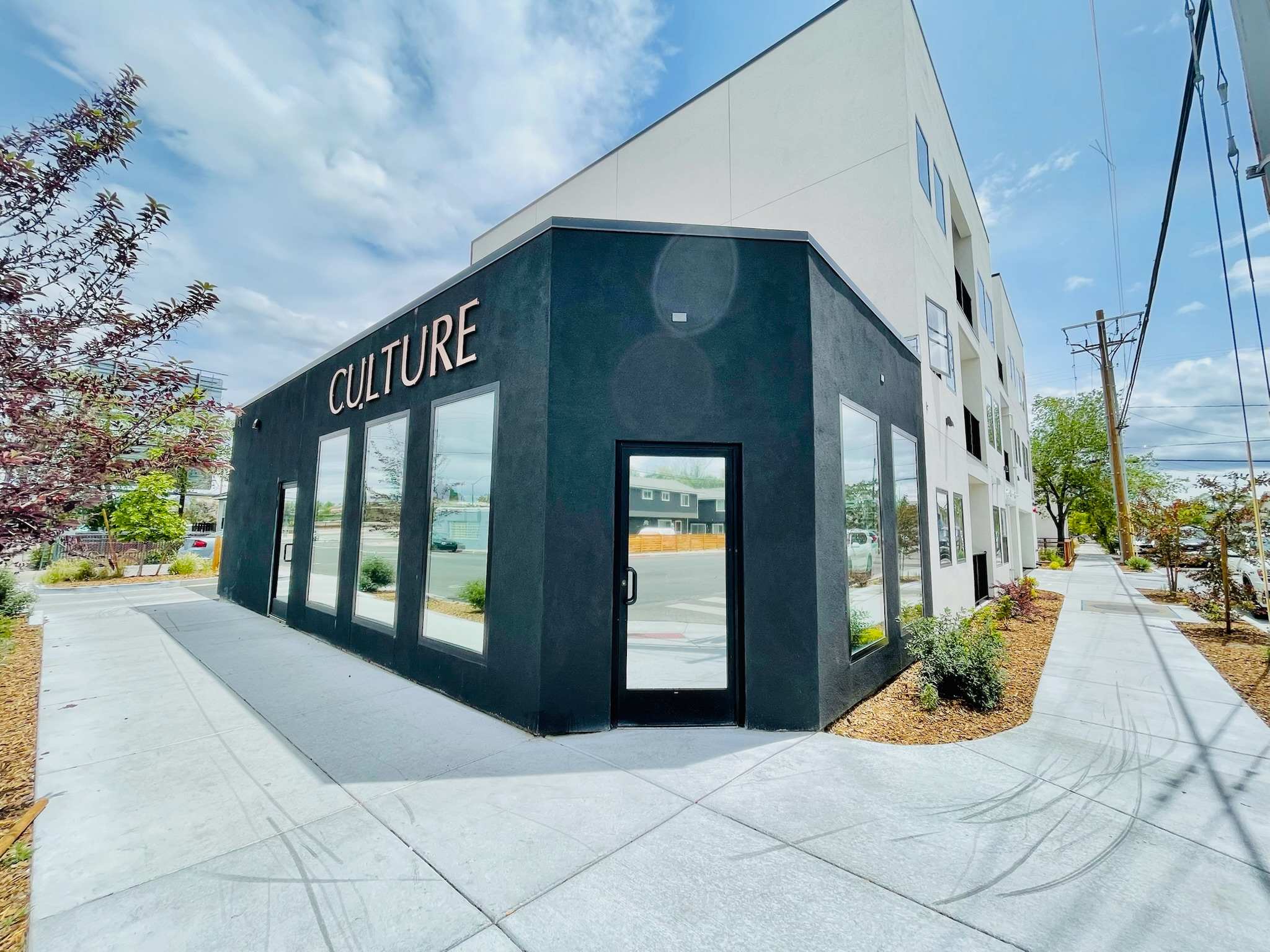 Brand New Studio FAST WIFI @Midtown/DTWN Sleeps 4 — Reno, NV — vacation rental