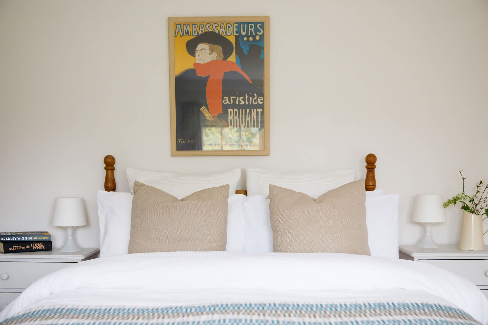 Quay or Countryside views? Our 2 king rooms offer one or the other