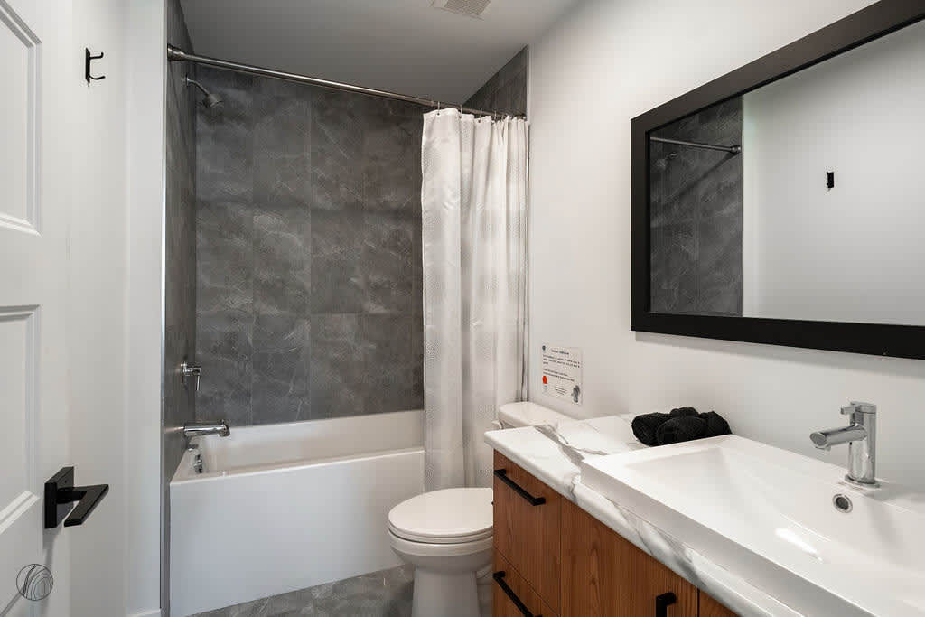 Chalet image 36