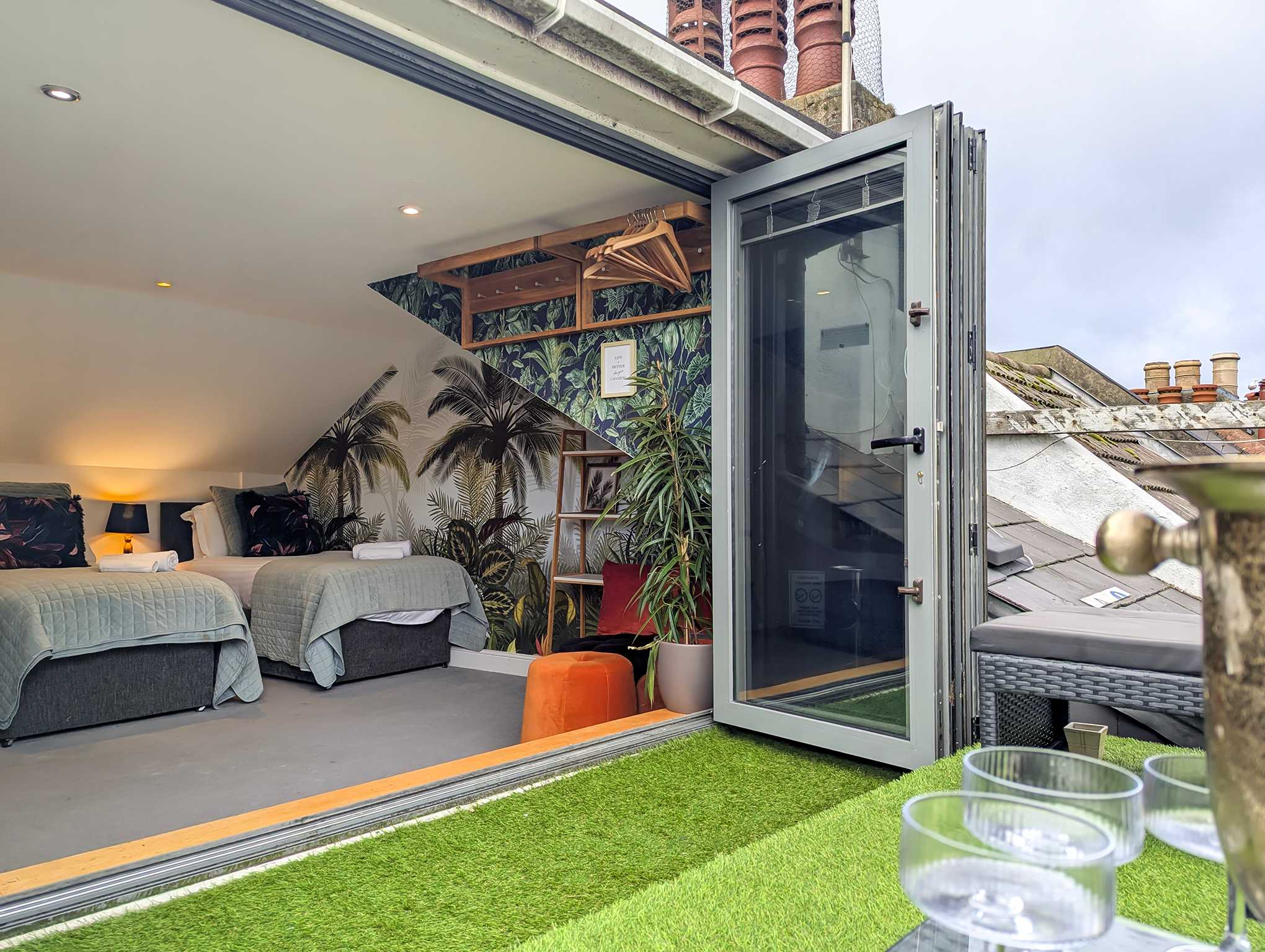 Brighton Haven-Sea View - by Brighton Holiday Lets - Brighton Holiday Home - Image 3