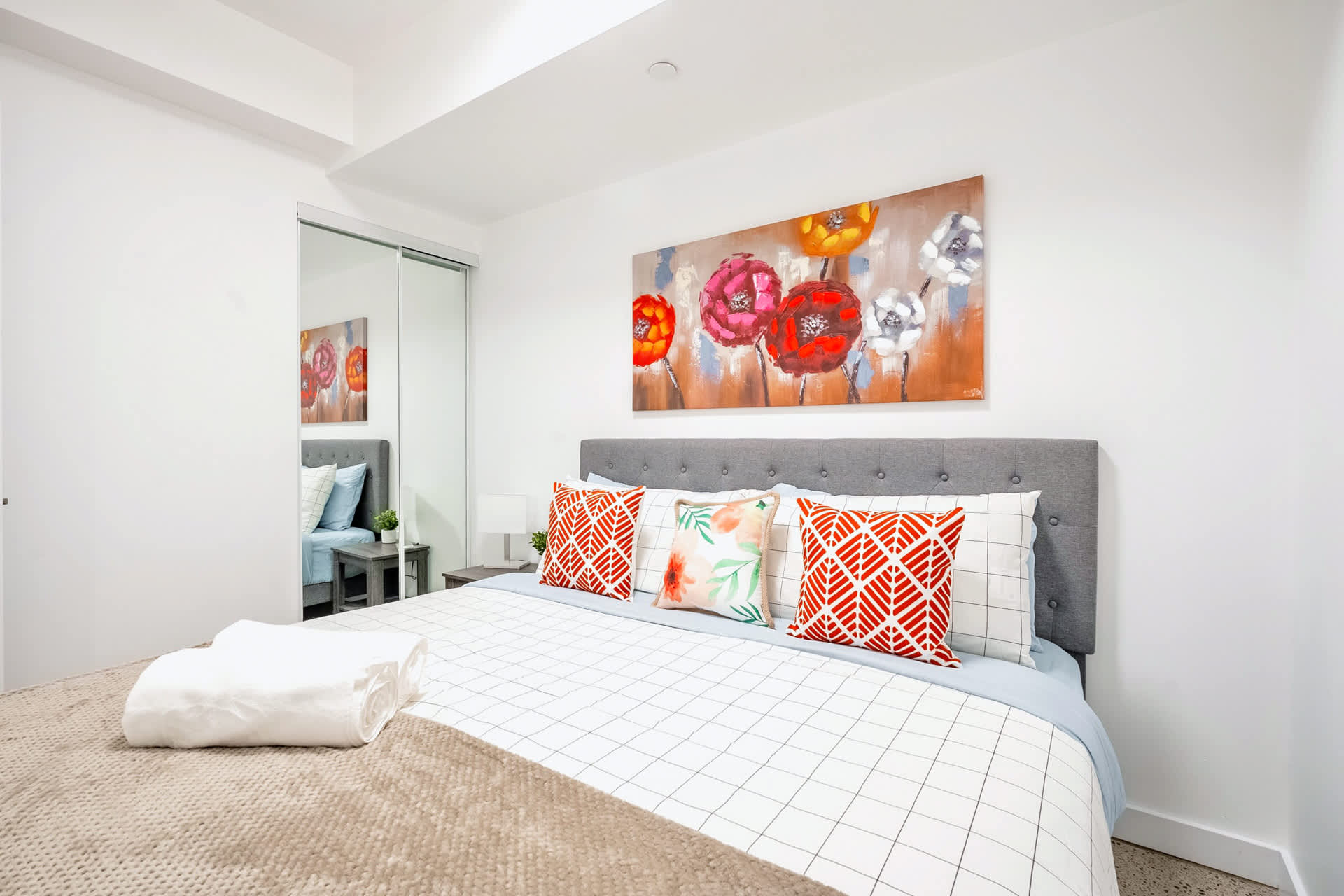 Second King bedroom with fresh linens 