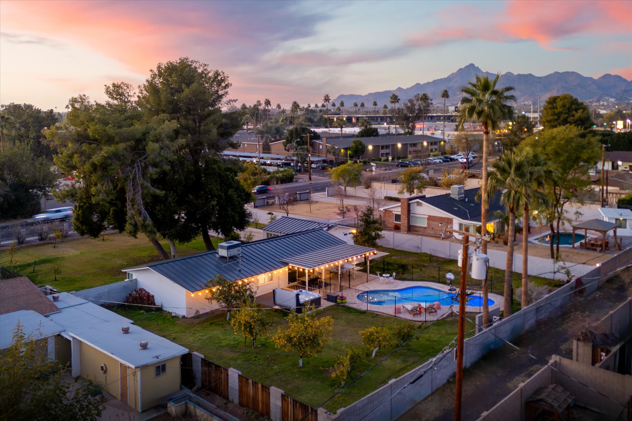 The Citrus House | Pool & Hot Tub Right in Arcadia 2