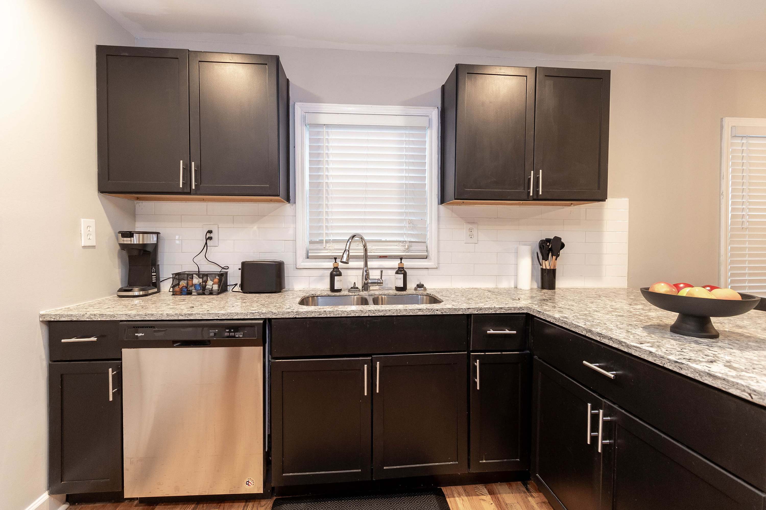 Cozy Single Family ATL - Picture 13