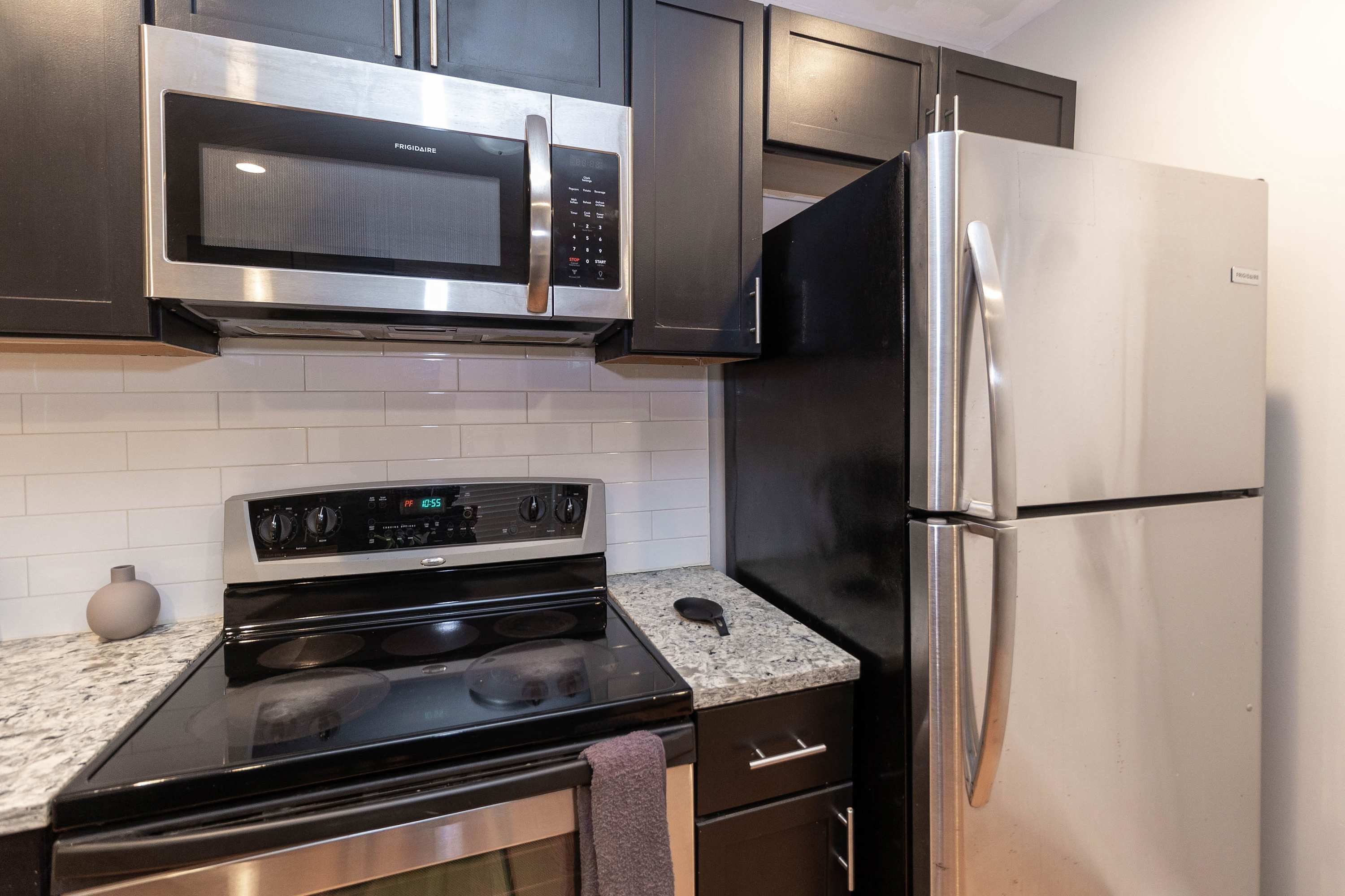Cozy Single Family ATL - Picture 18