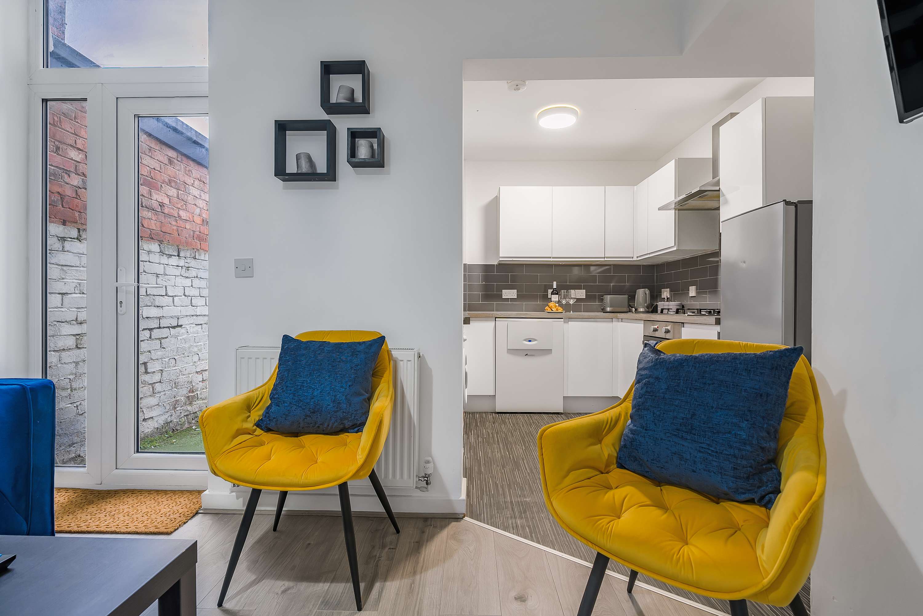 Stylish & Quirky home in Liverpool - Free Parking in Kempton Road 25 L15 1HE - Property image 14 - VivreStays
