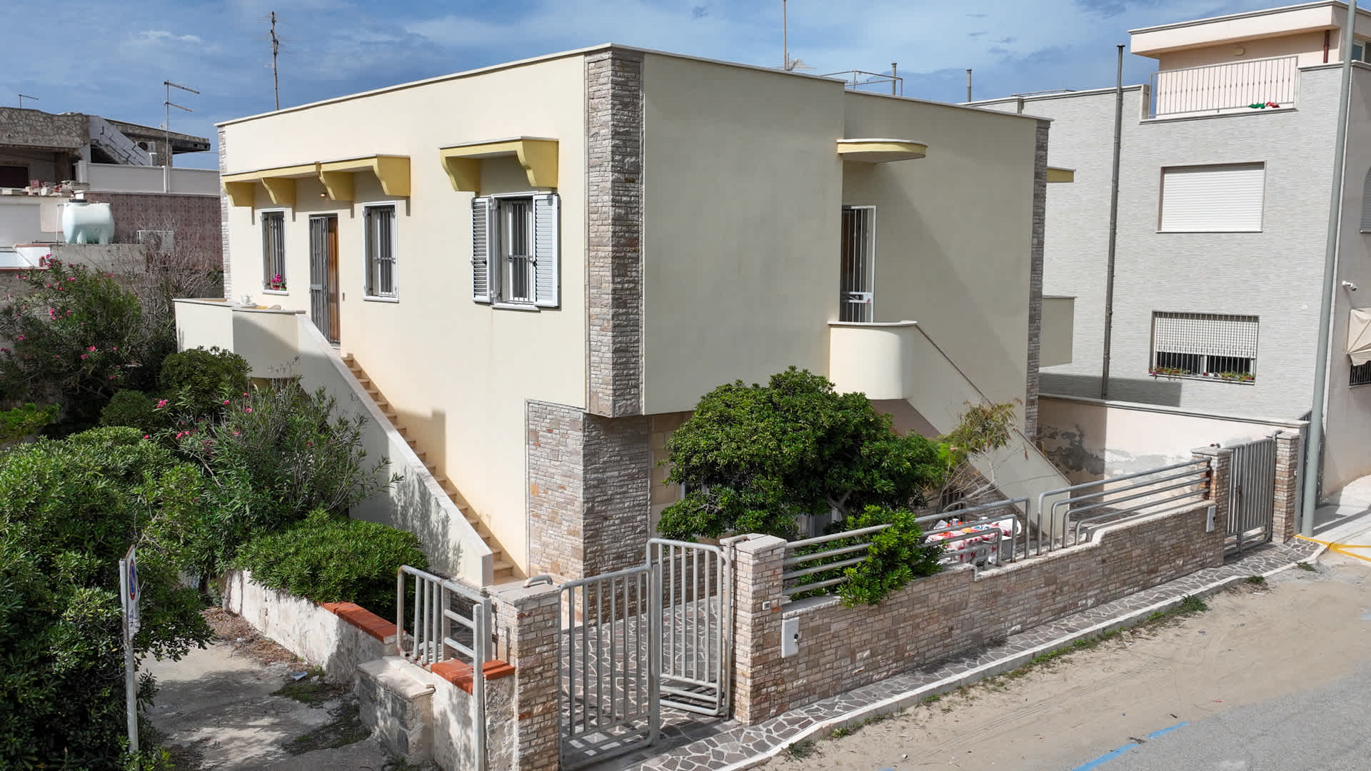 Casa Laura 1 a soli 20 mt dalla spiaggia di San Pietro in Bevagna — San Pietro In Bevagna, Puglia — vacation rental