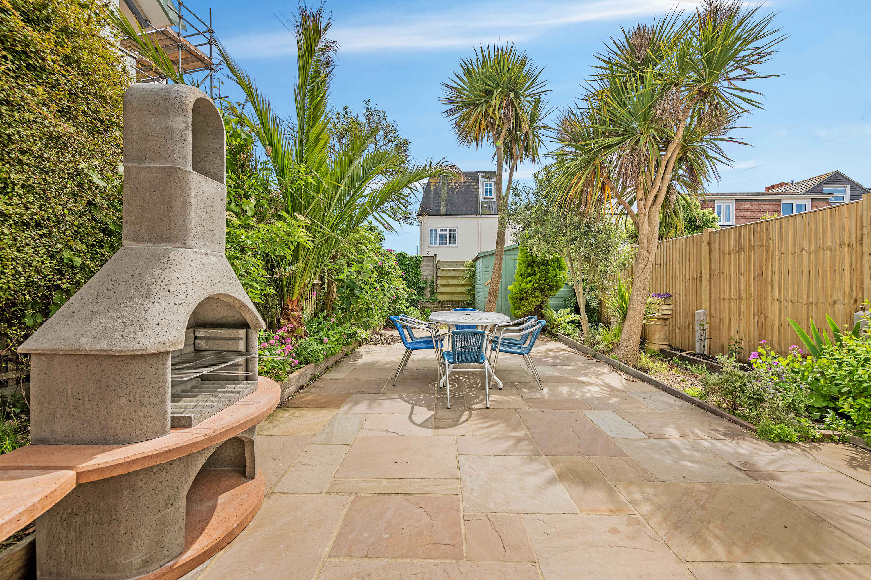 Seaside Villa with Garden, 40m to Beach