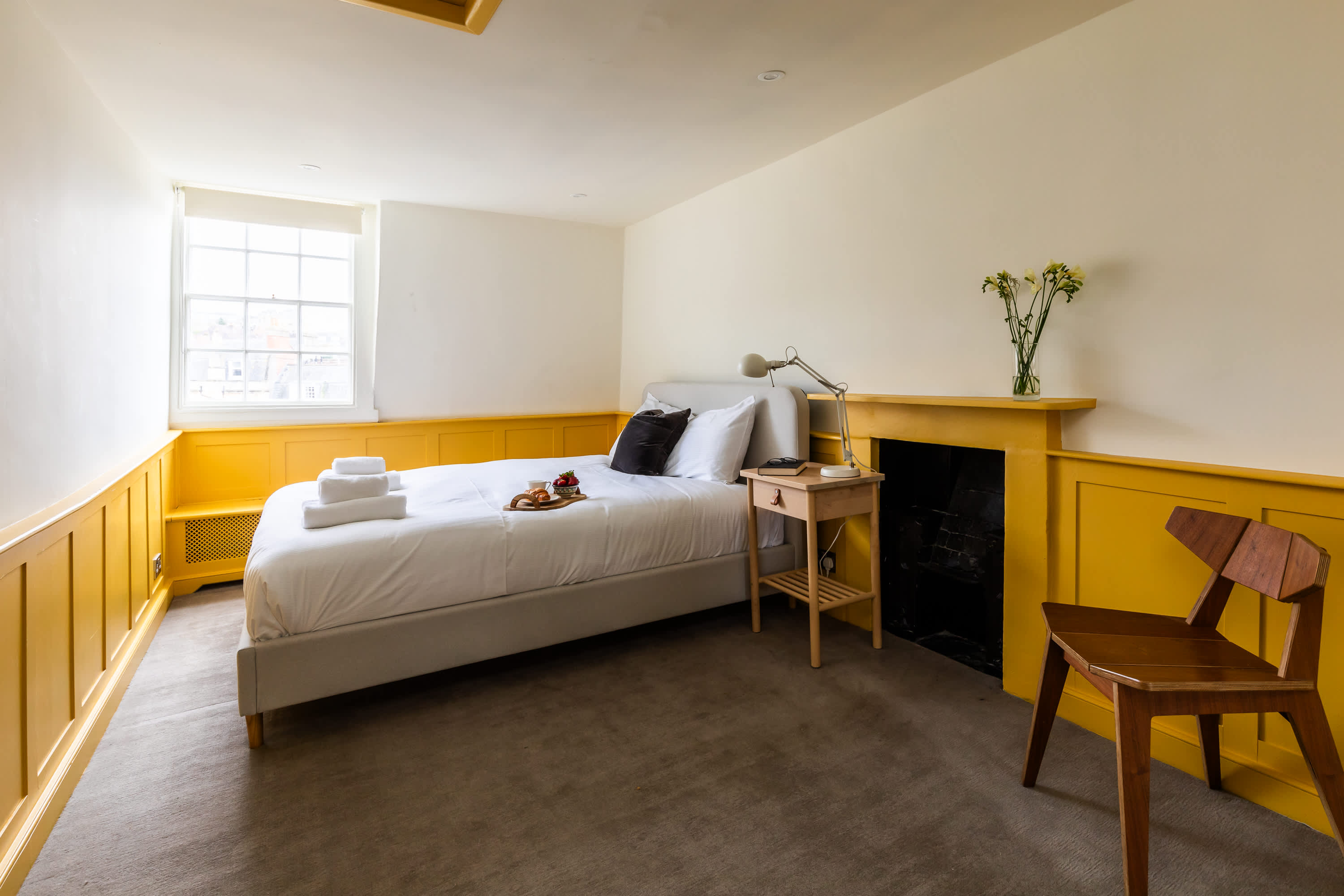 Georgian Townhouse with Garden near Royal Crescent in Park Street 38 BA1 2TD - Property image 40 - VivreStays