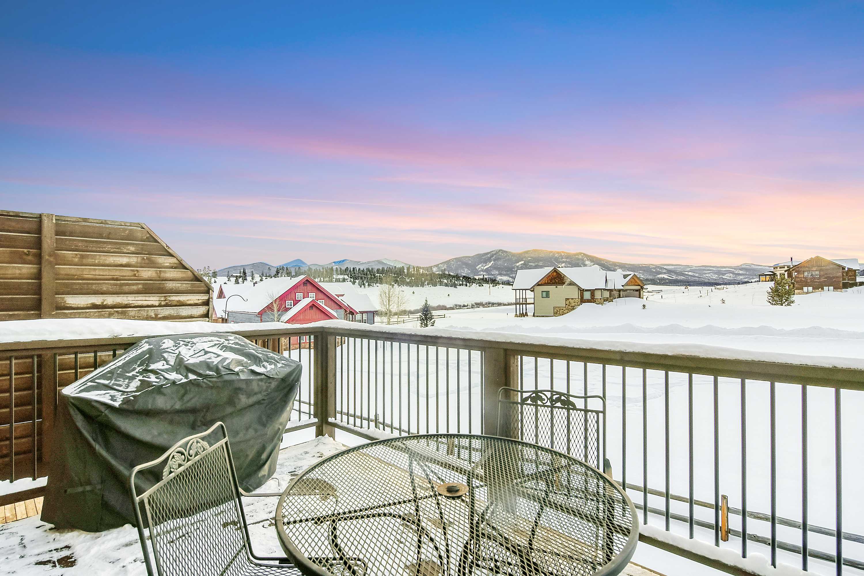 Serenity, Hot Tub & Views | Mountain Getaway