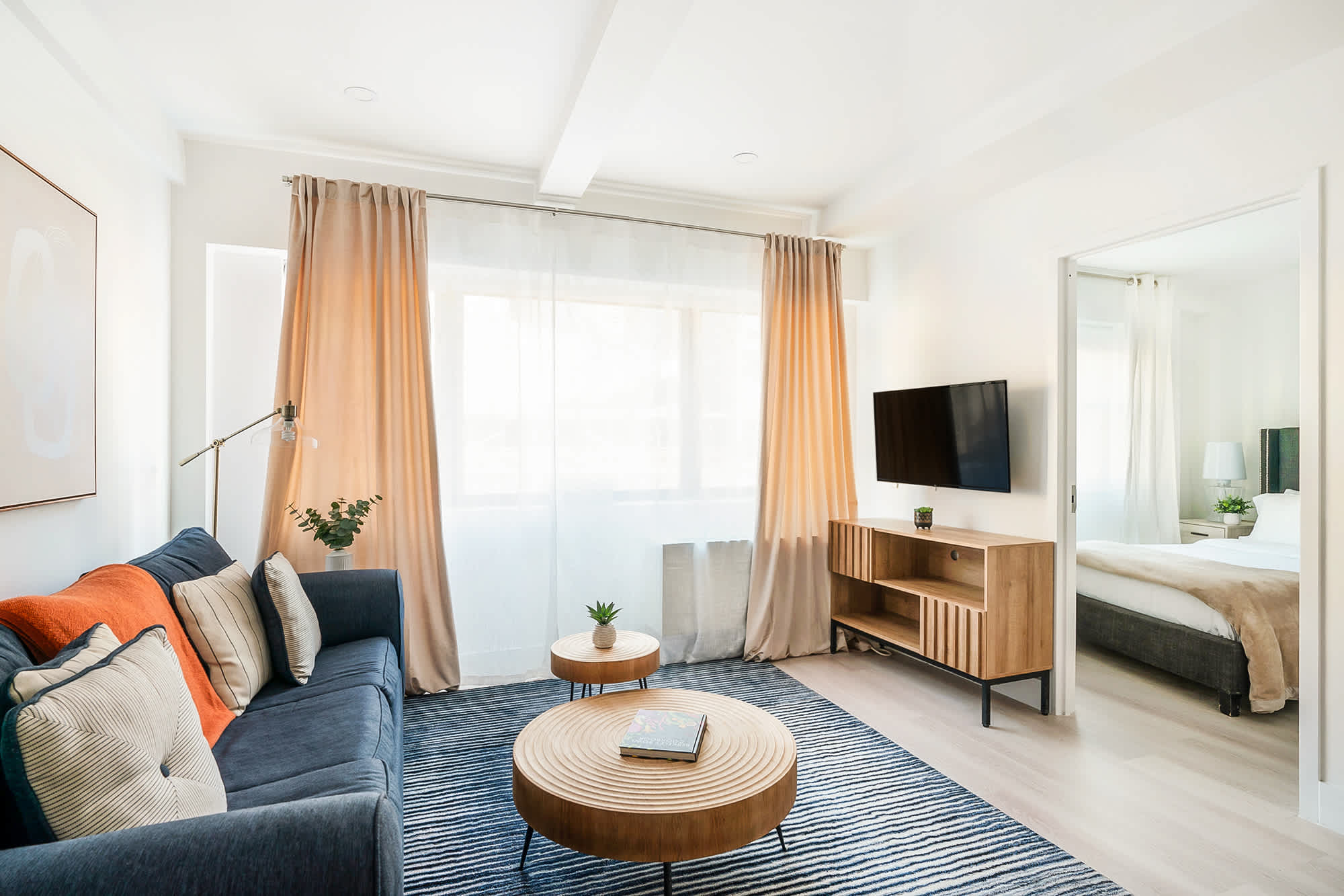 809-2A Gorgeous 1BR New W/D Modern Best Location 6