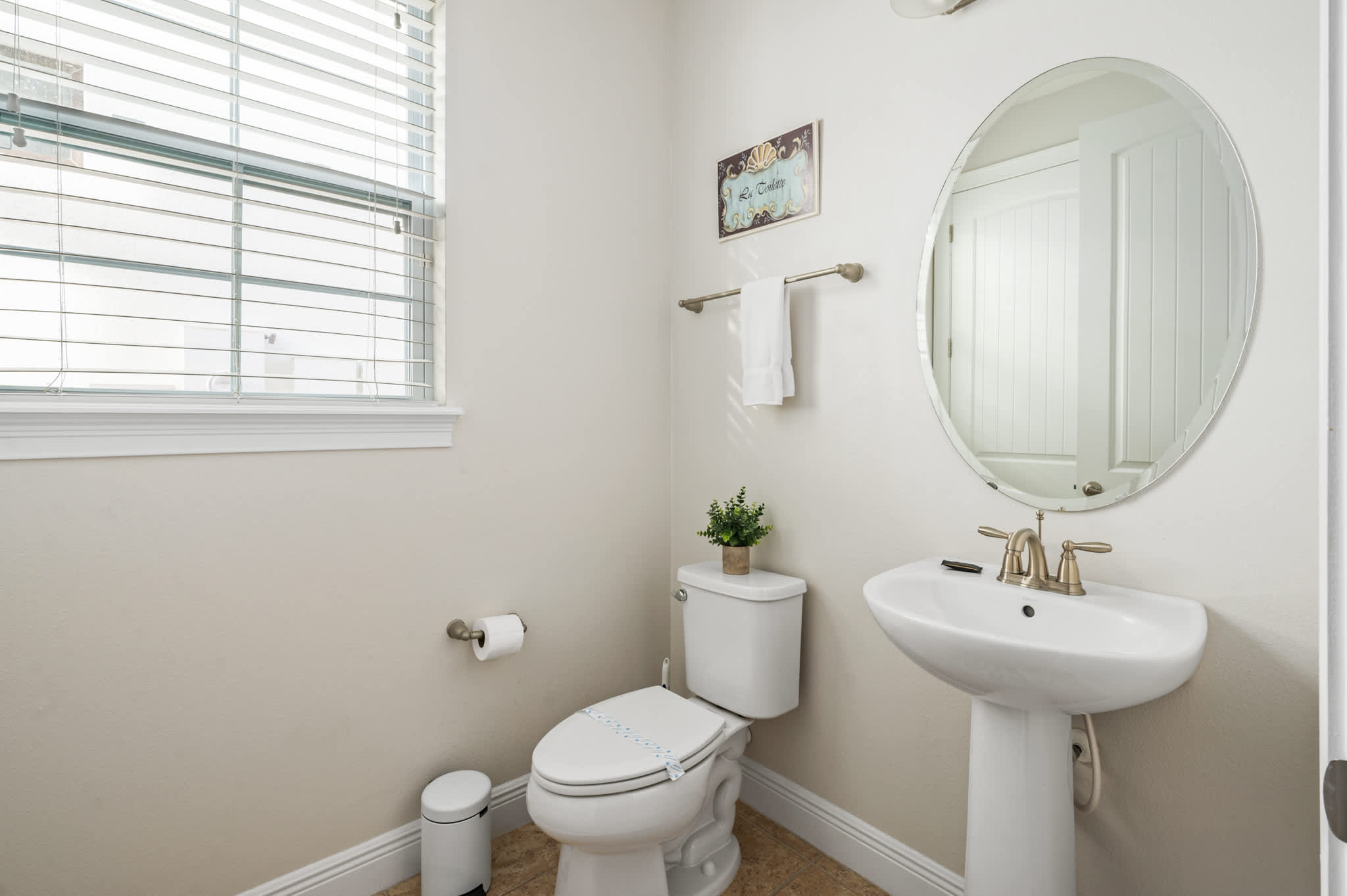 Half bathroom on the first floor
