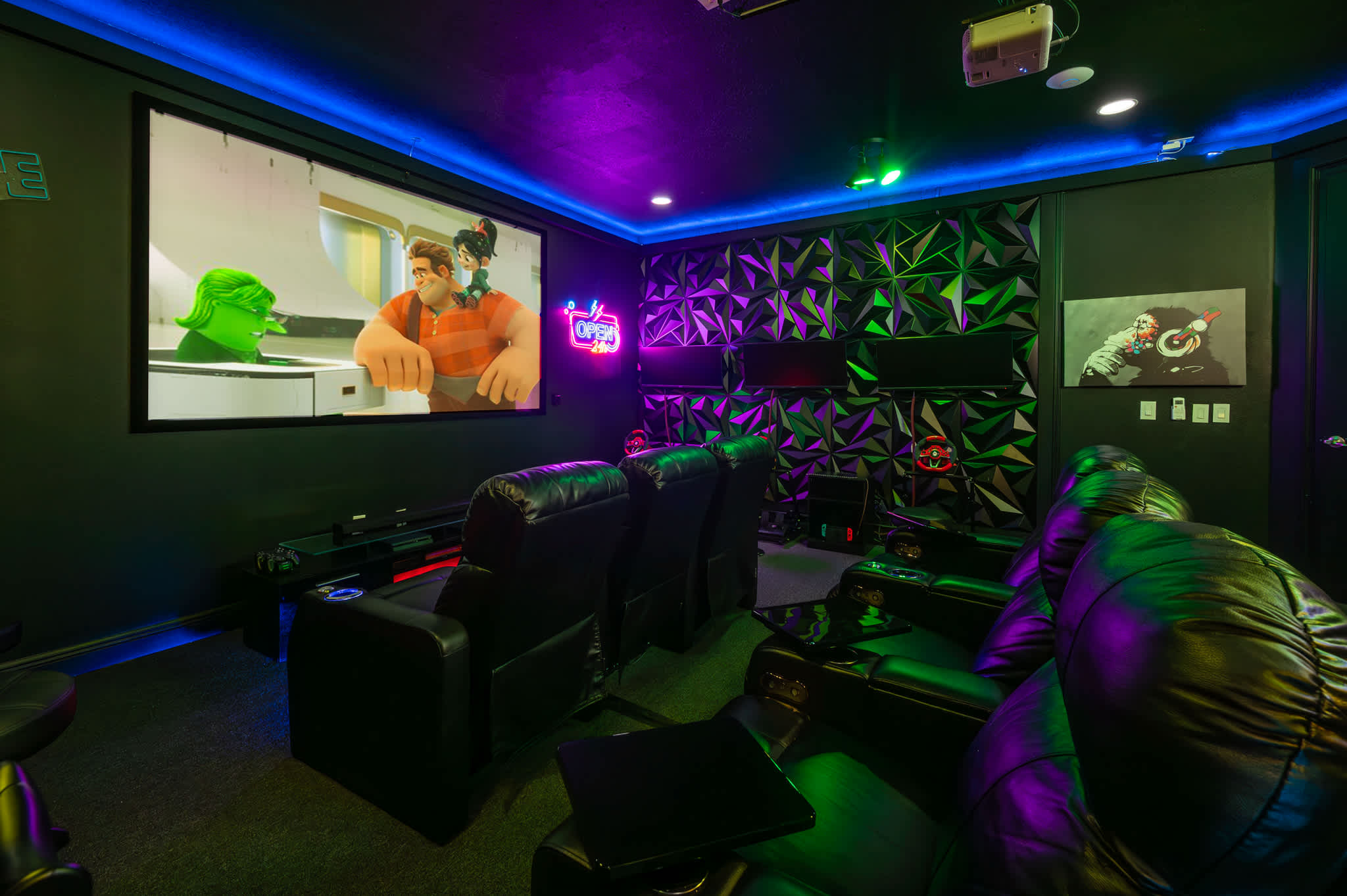 Golf Course View, Heated Pool, Arcade & Theater!