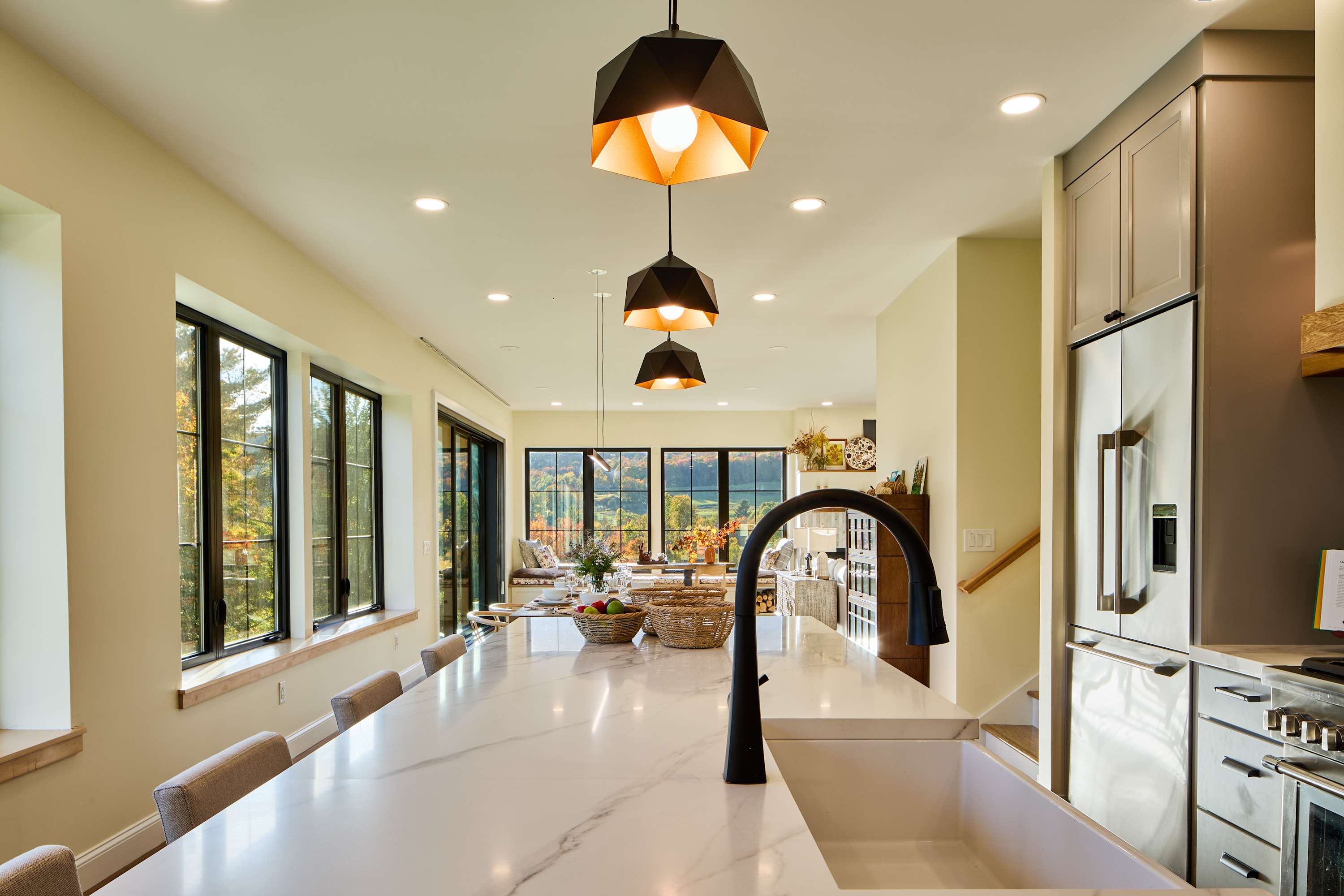 Views! Fireplace, Piano, Hot Tub | Sunnymede Hill