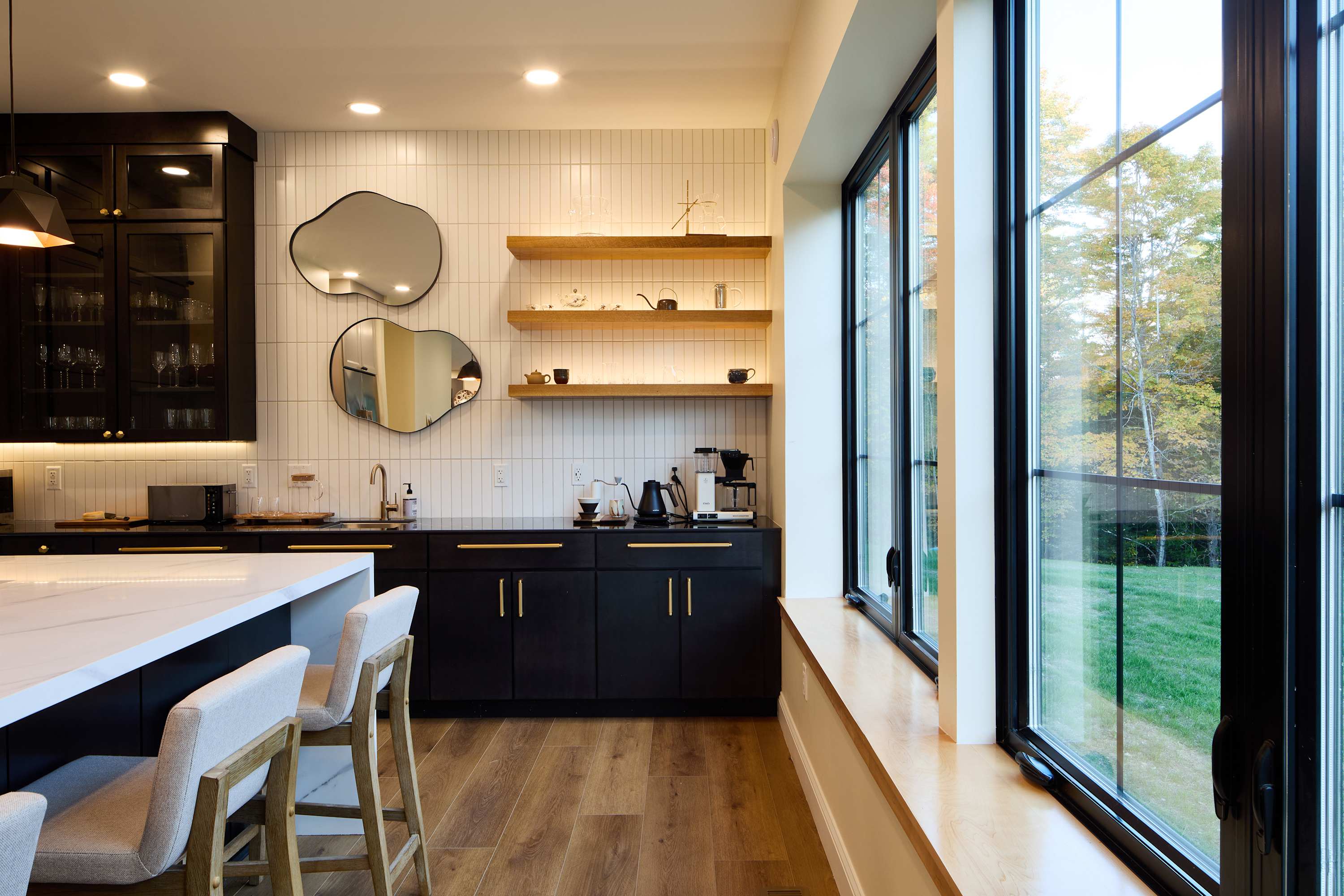 Views! Fireplace, Piano, Hot Tub | Sunnymede Hill