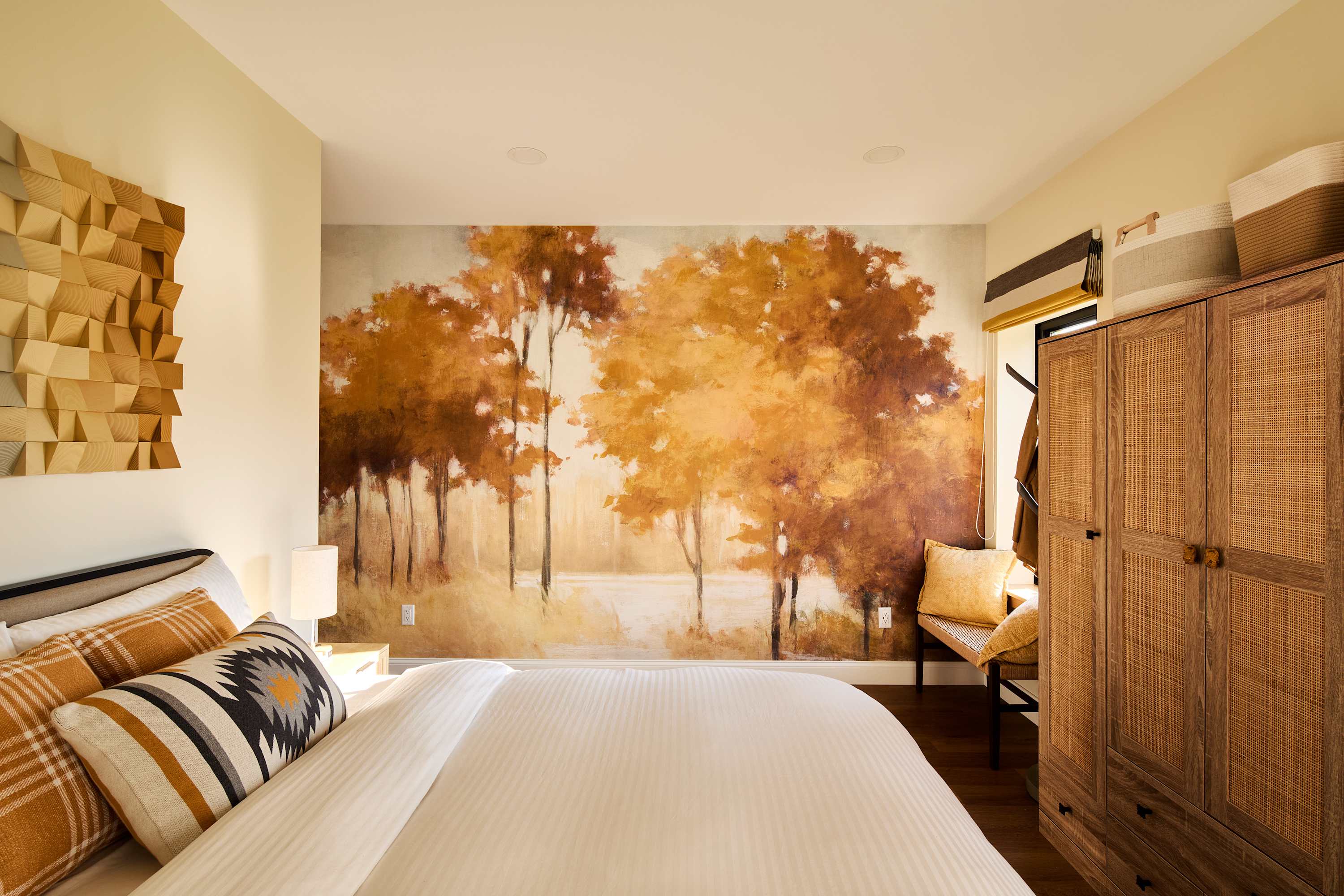 Views! Fireplace, Piano, Hot Tub | Sunnymede Hill