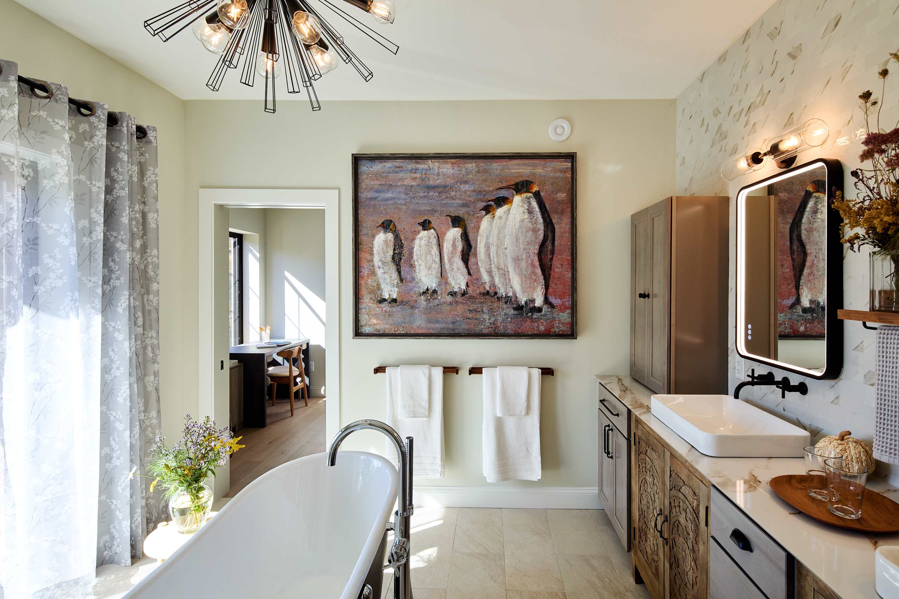 Views! Fireplace, Piano, Hot Tub | Sunnymede Hill