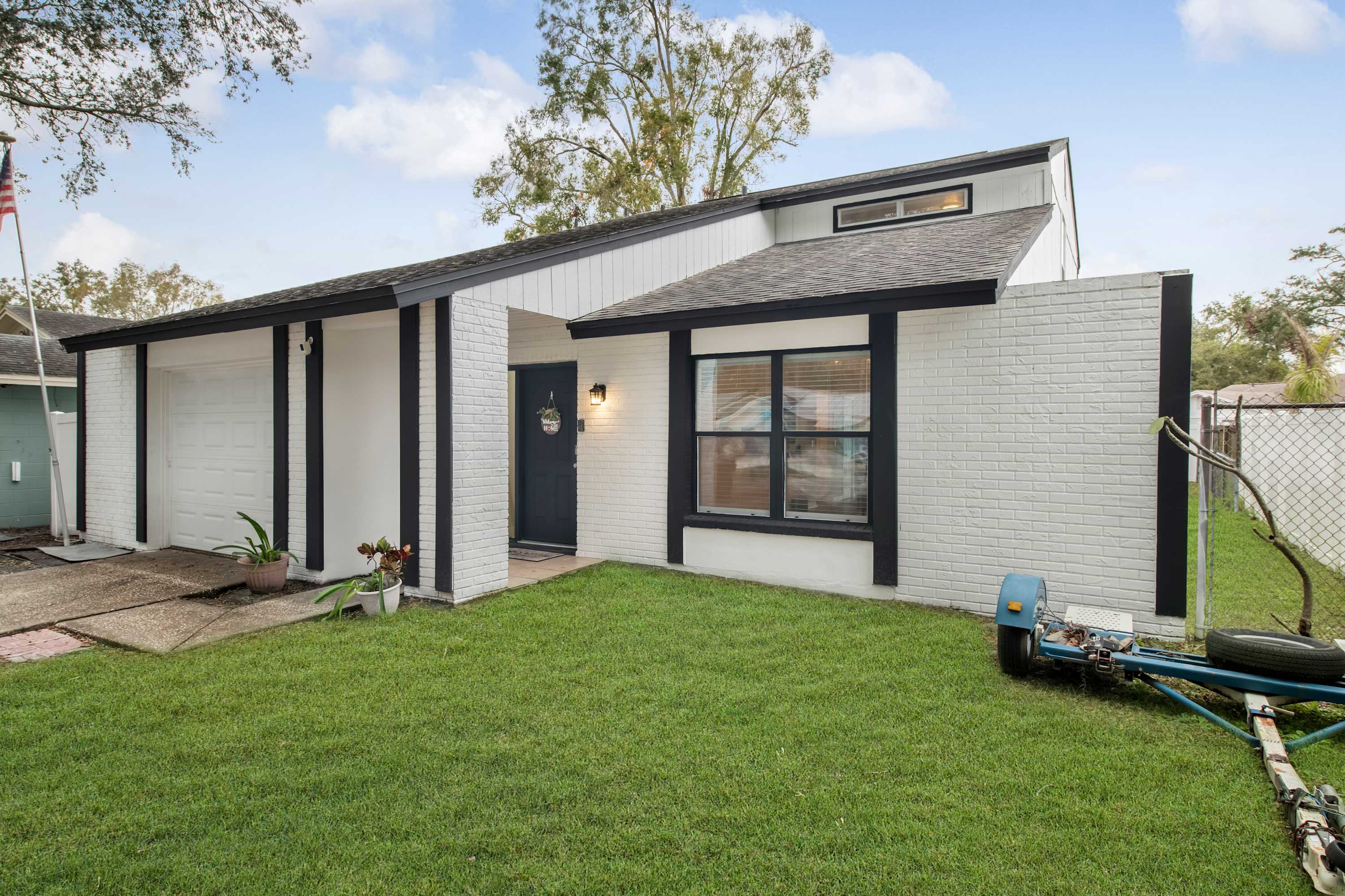 Serenity on Sagebrush | Fast WiFi, Fenced Yard