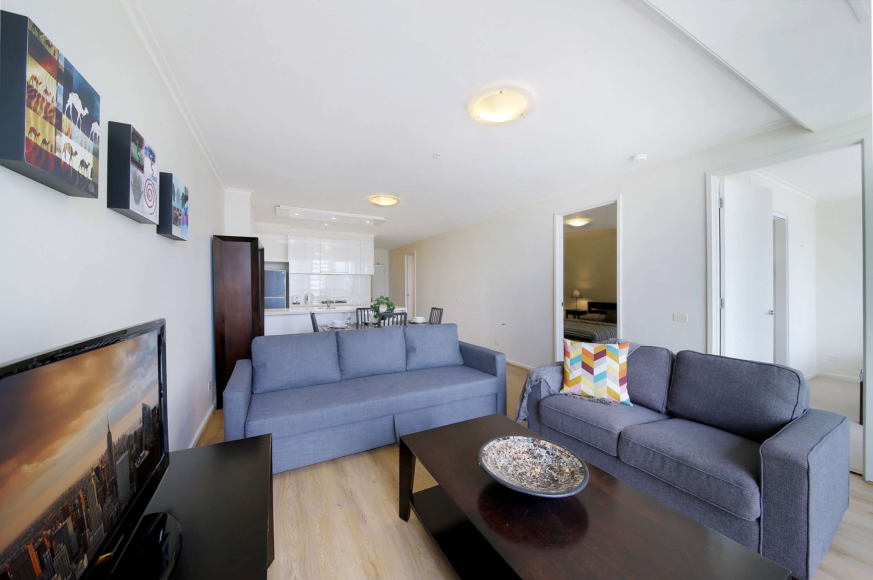 Chic 2BR Apt Near Crown with FREE Parking — Docklands, Victoria — vacation rental
