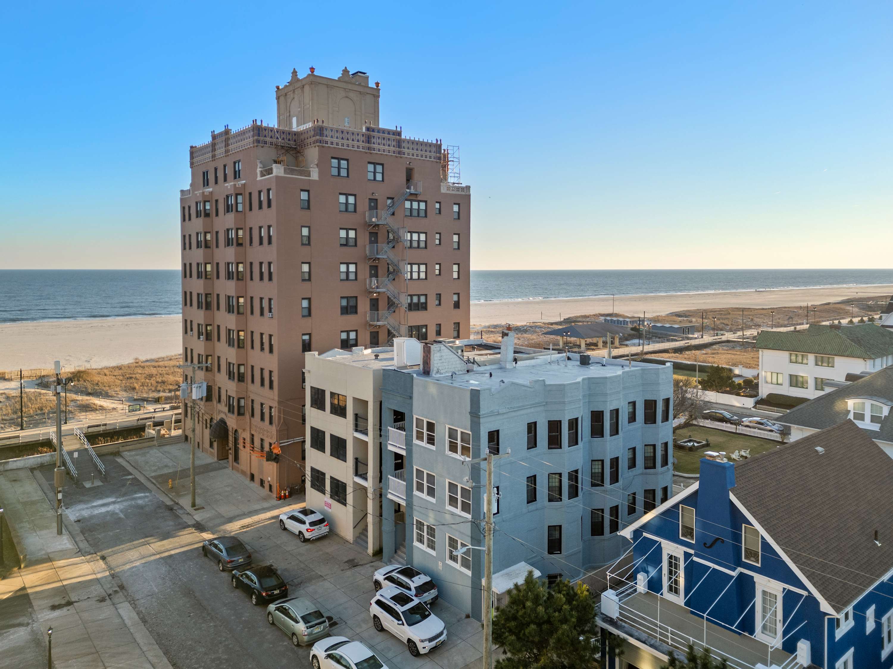 Oversized Family Beach Block Duplex with Game Room - Foto 43