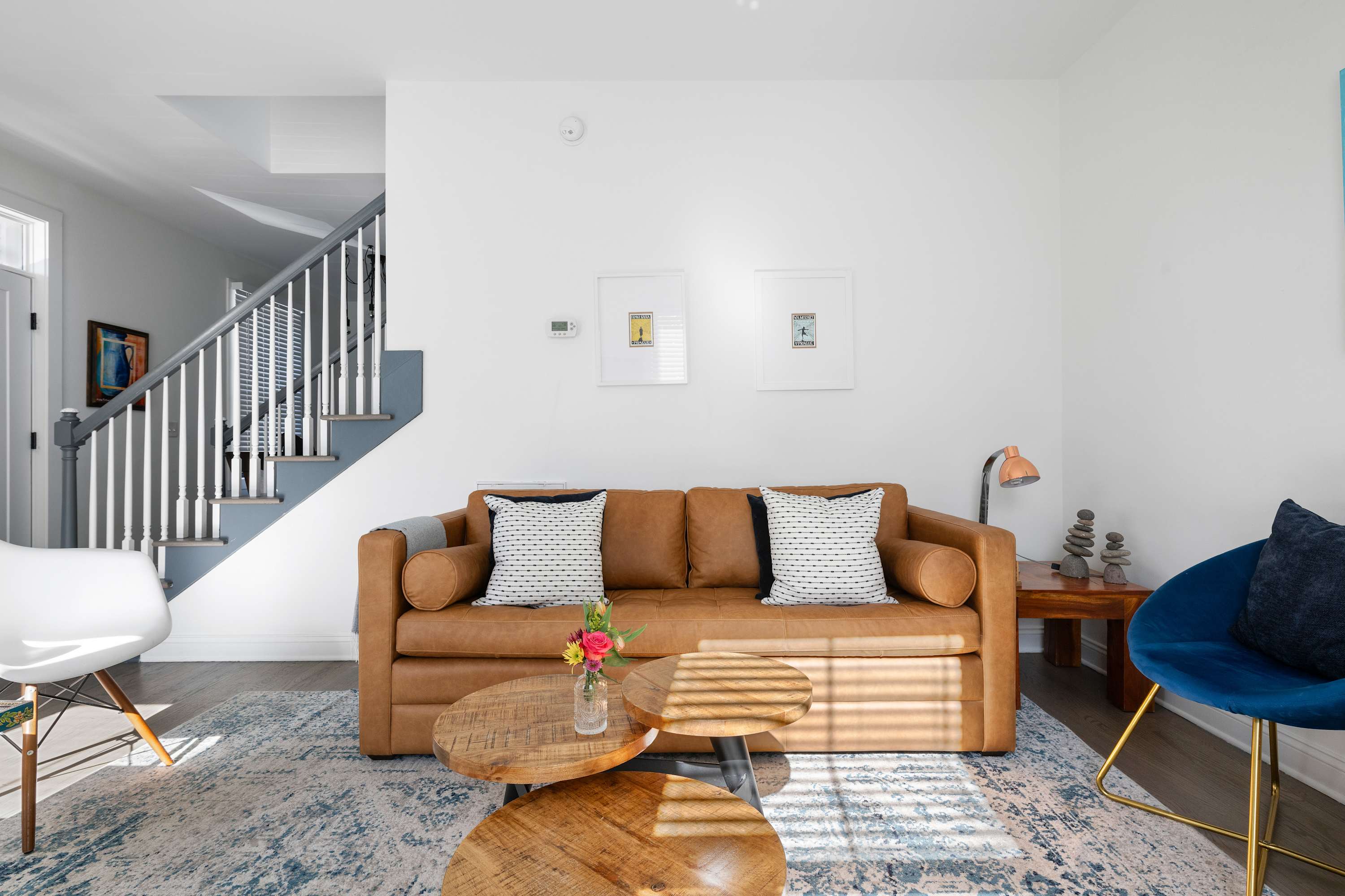 Spacious living room #1 with seating for your group!