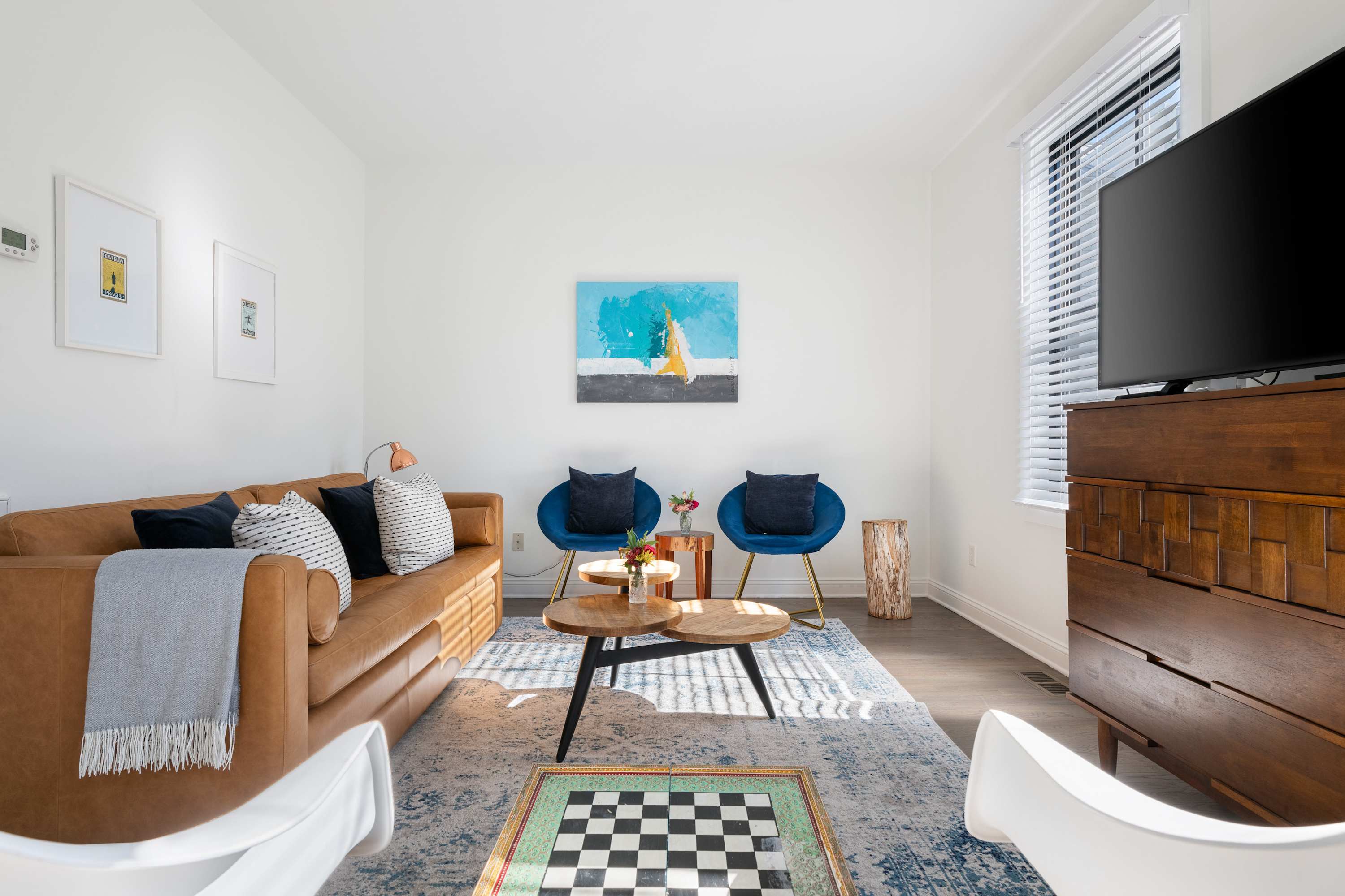 Spacious living room #2 with seating for your group!