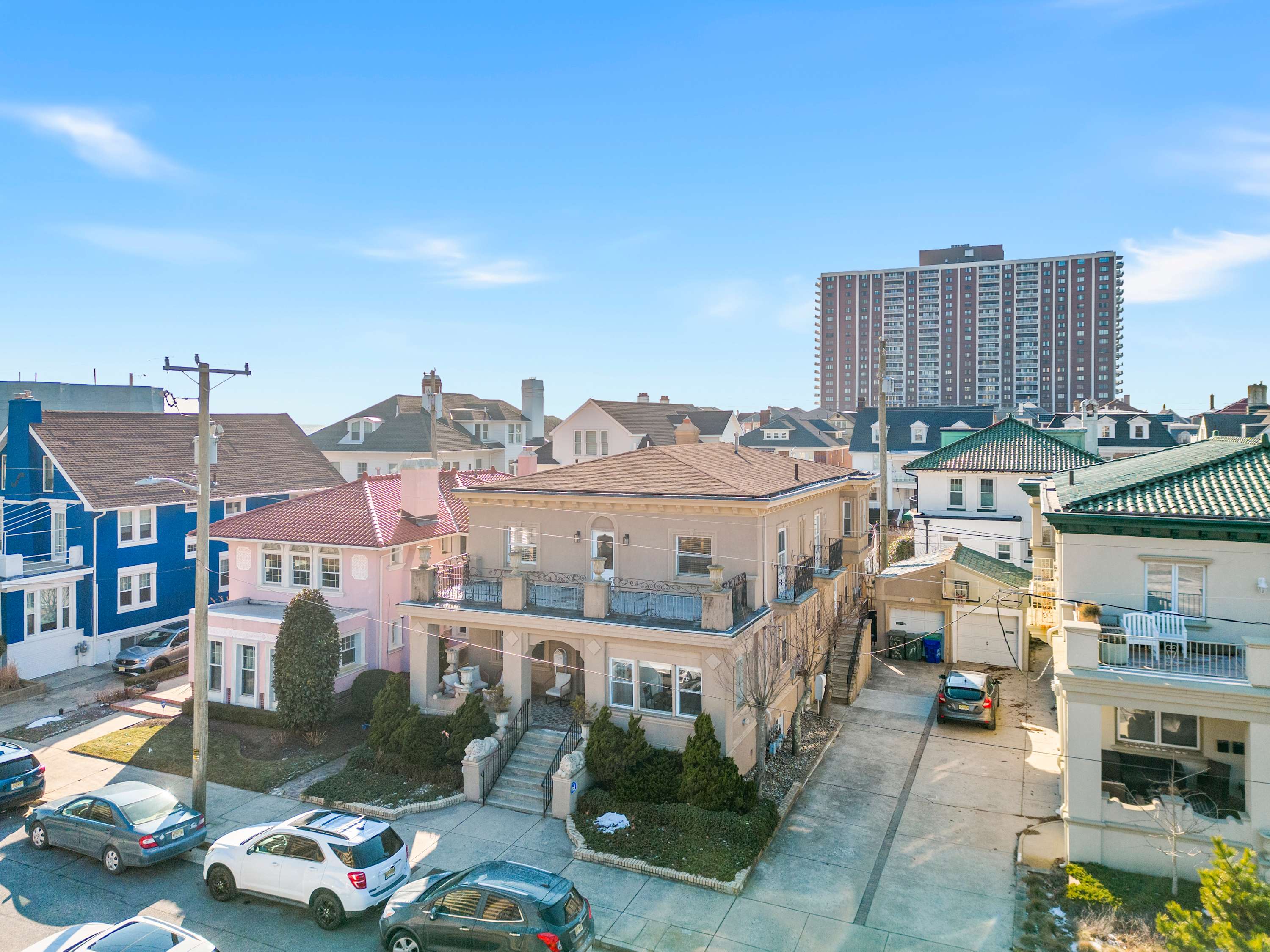 4BR 2BA Luxe Beach Estate II