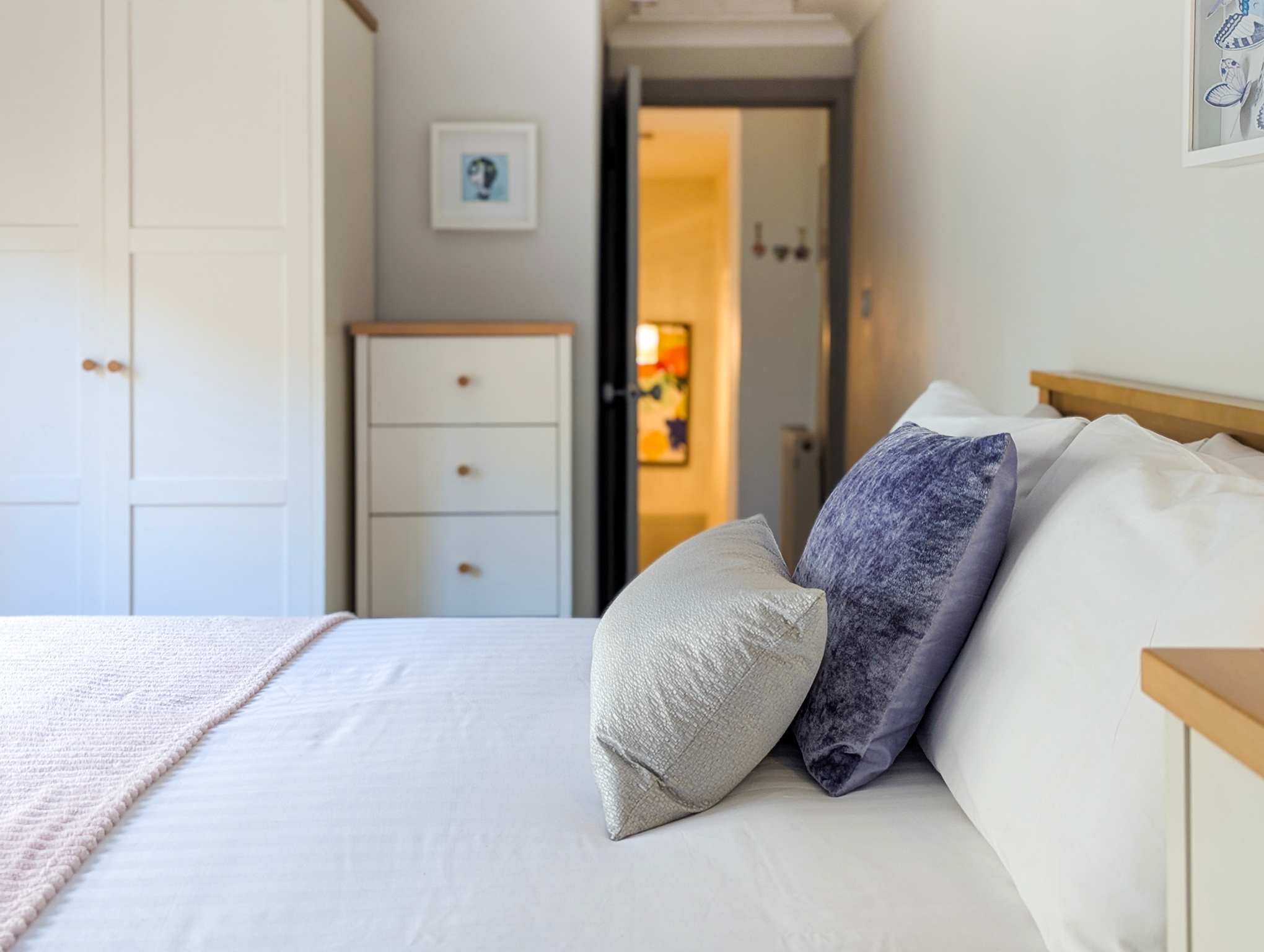 Rock Gardens - by Brighton Holiday Lets - Brighton Holiday Home - Image 10