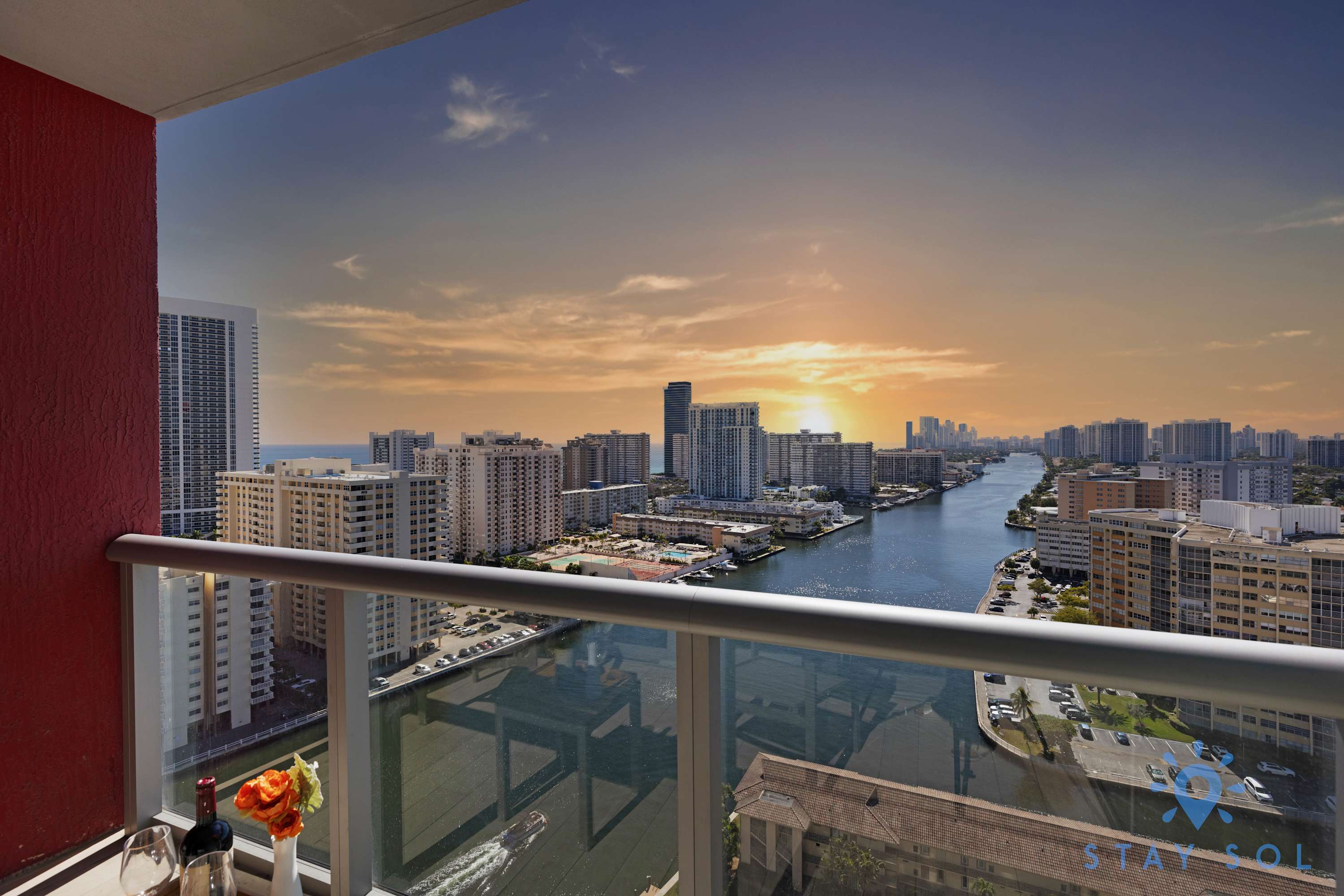 Studio with Amazing Views, pool and gym — Hallandale Beach, FL — vacation rental