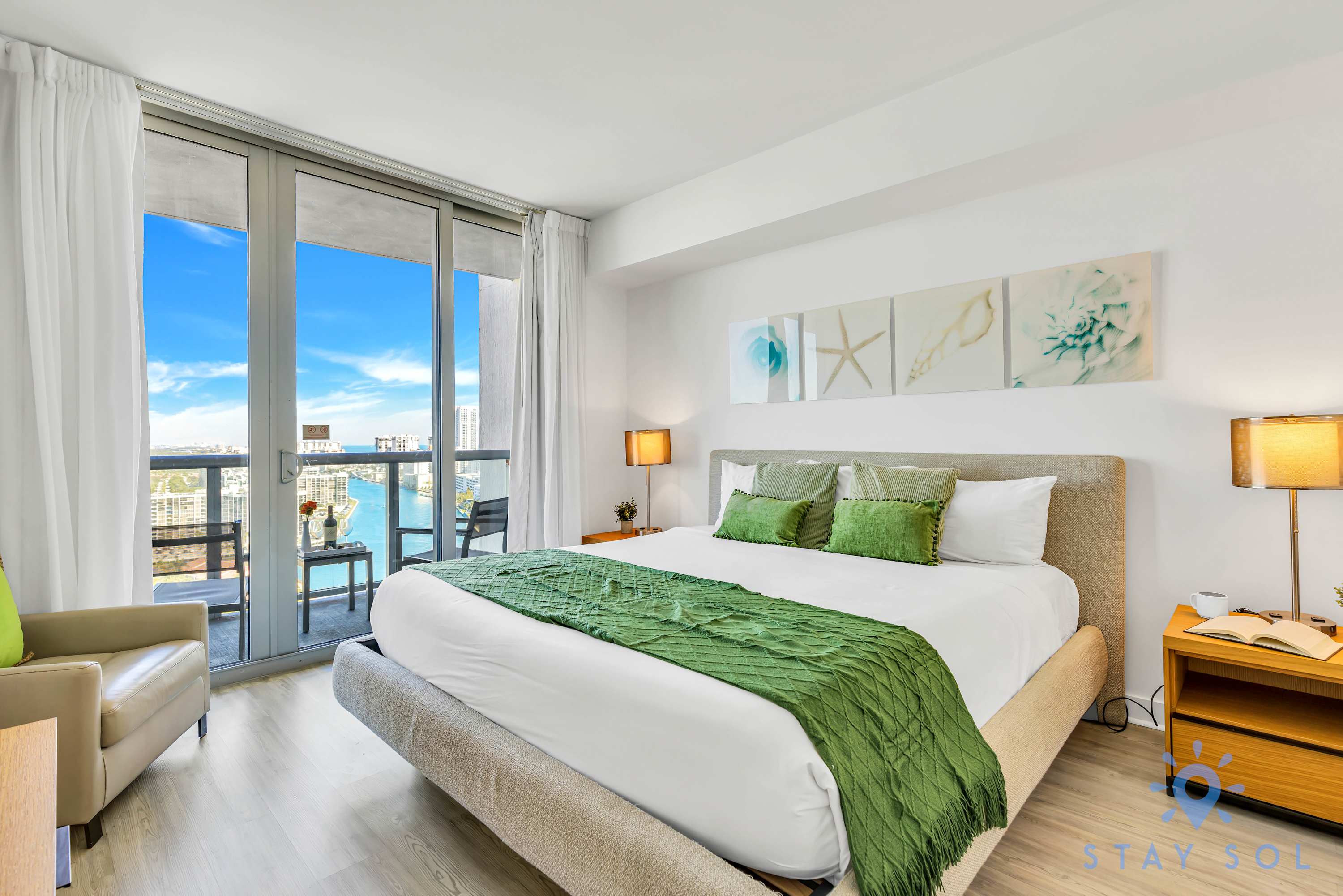 Apartment with Balcony, Amenities & Pool — Hallandale Beach, FL — vacation rental