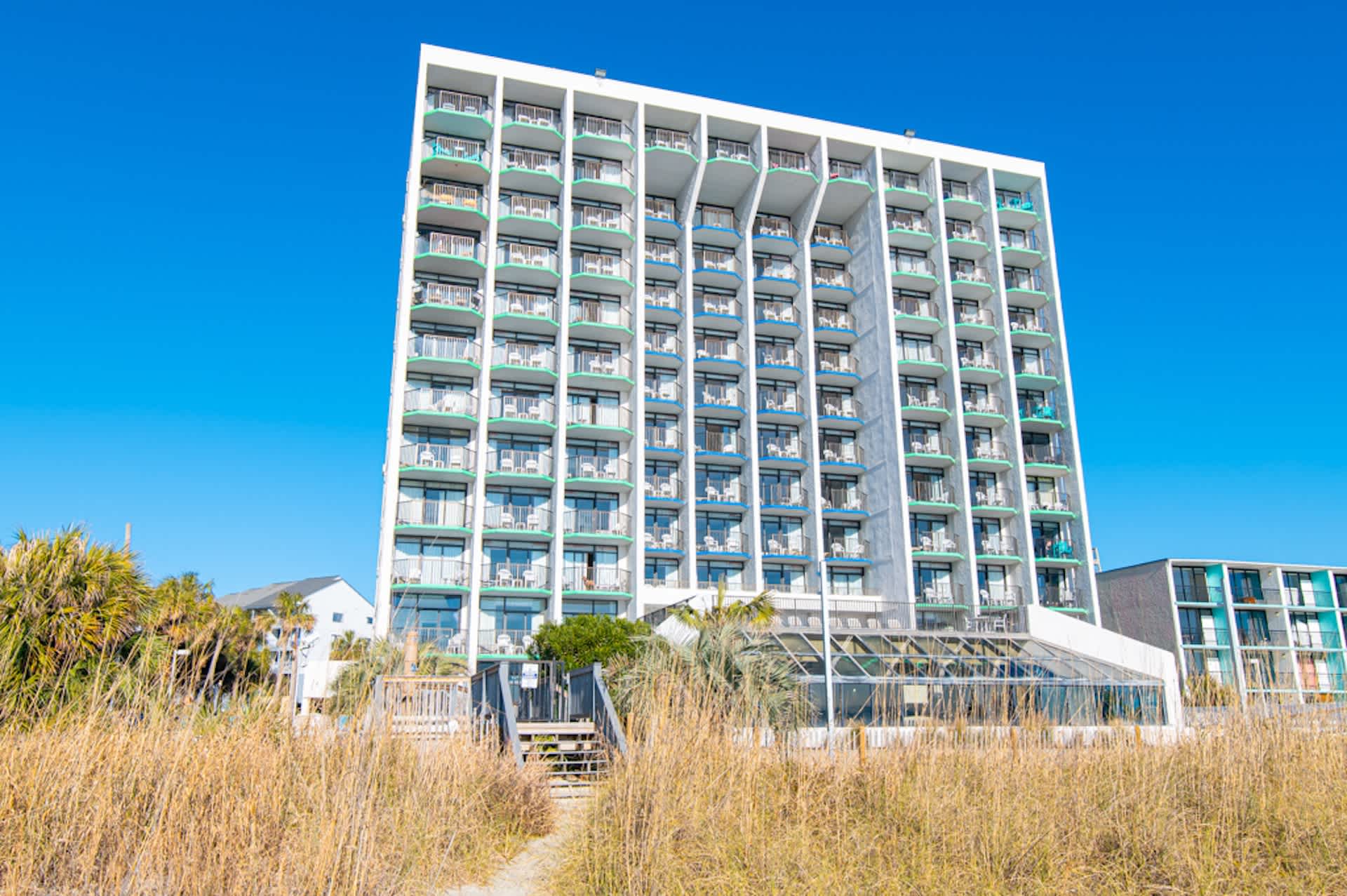 Modern Pet Friendly Oceanfront Condo