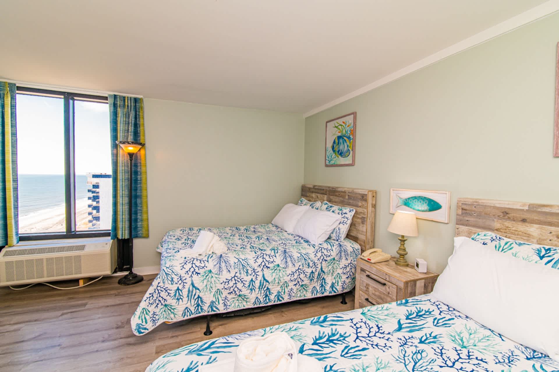 Pet Friendly Modern Oceanfront Suite