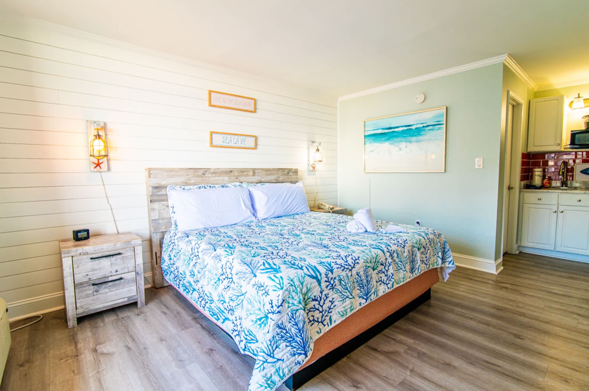 Oceanfront Pet Friendly Modern Suite