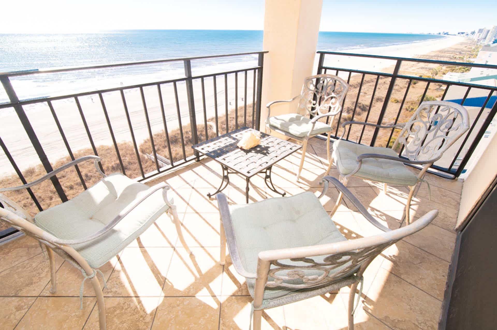 Rare View Premium Oceanfront 4 BR