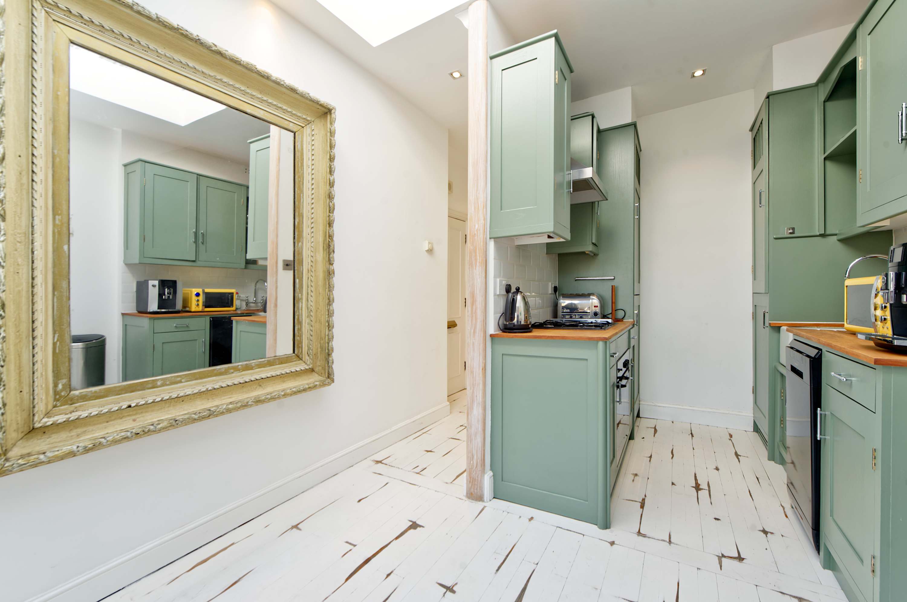 Contemporary 1 bed apartment, Chelsea in Elm Park Gardens 51 SW10 9PA - Property image 11 - VivreStays