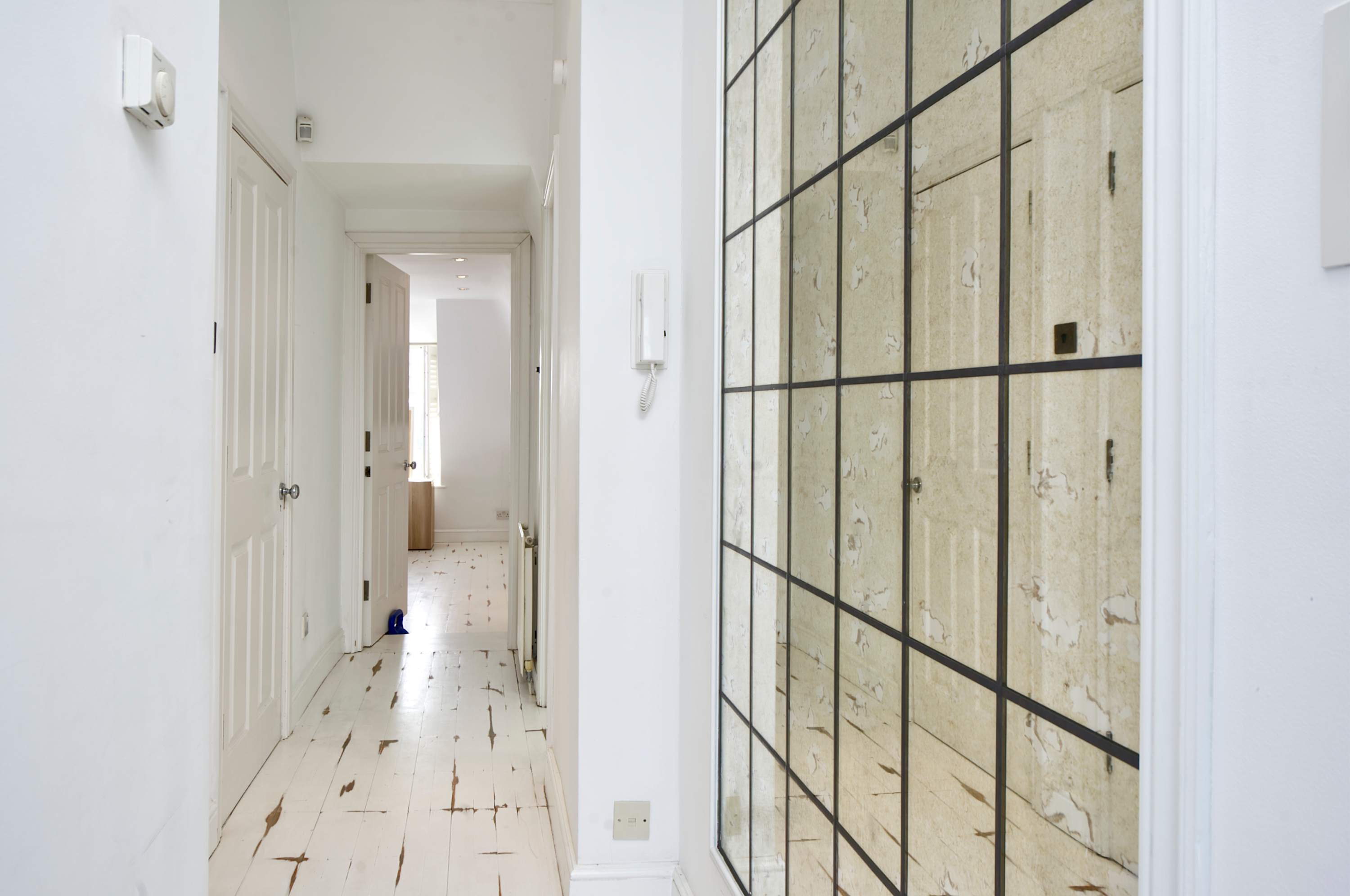 Contemporary 1 bed apartment, Chelsea in Elm Park Gardens 51 SW10 9PA - Property image 16 - VivreStays