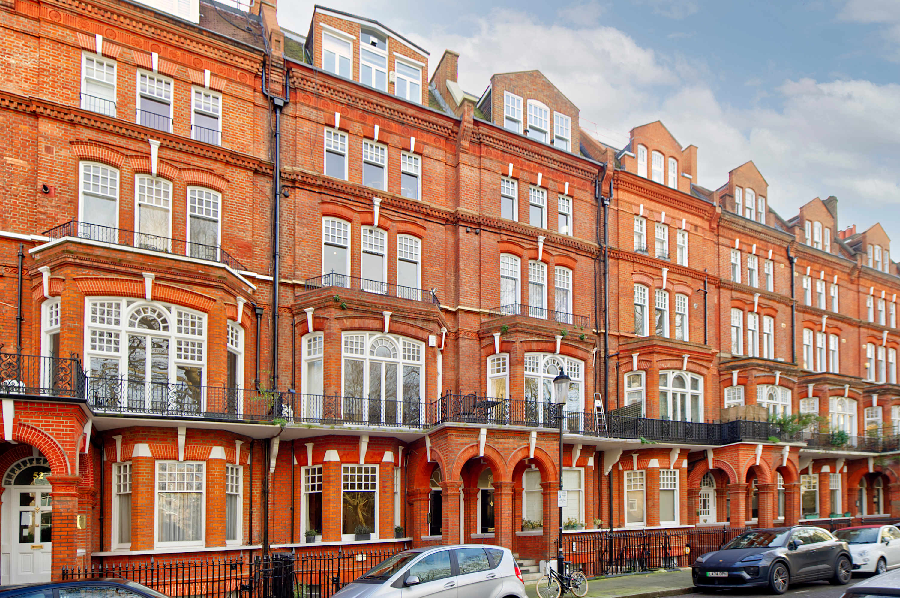 Contemporary 1 bed apartment, Chelsea in Elm Park Gardens 51 SW10 9PA - Property image 20 - VivreStays