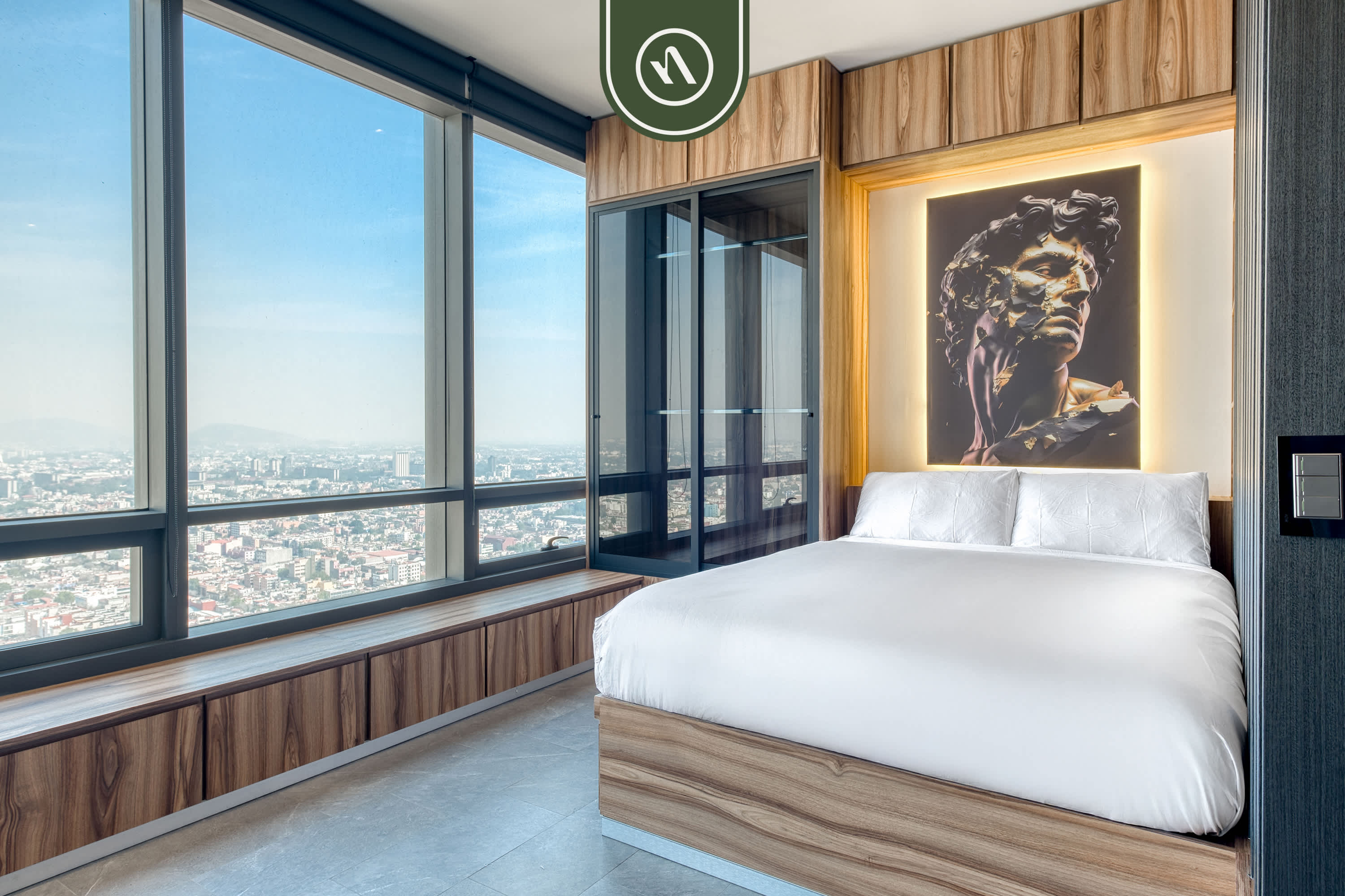 Luxury Studio - Pool - Revolution Monument View  - Picture 1