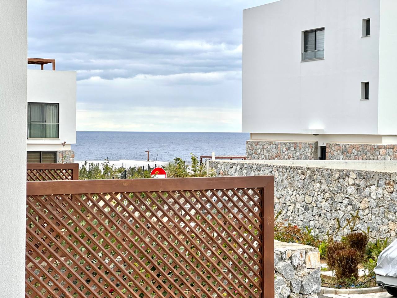 View 10