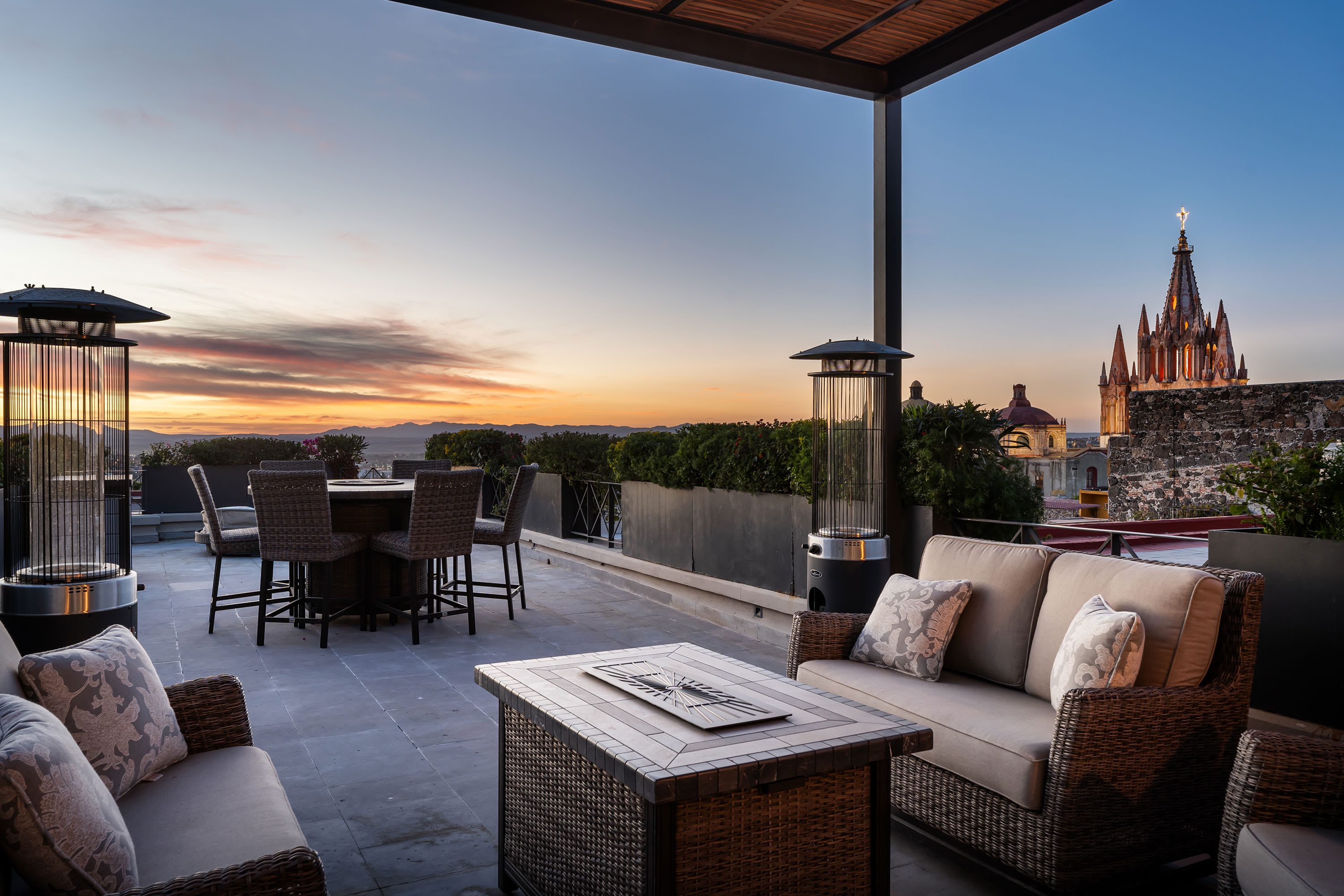 Le Cottage 2BR Penthouse with Parroquia Views - Foto 1