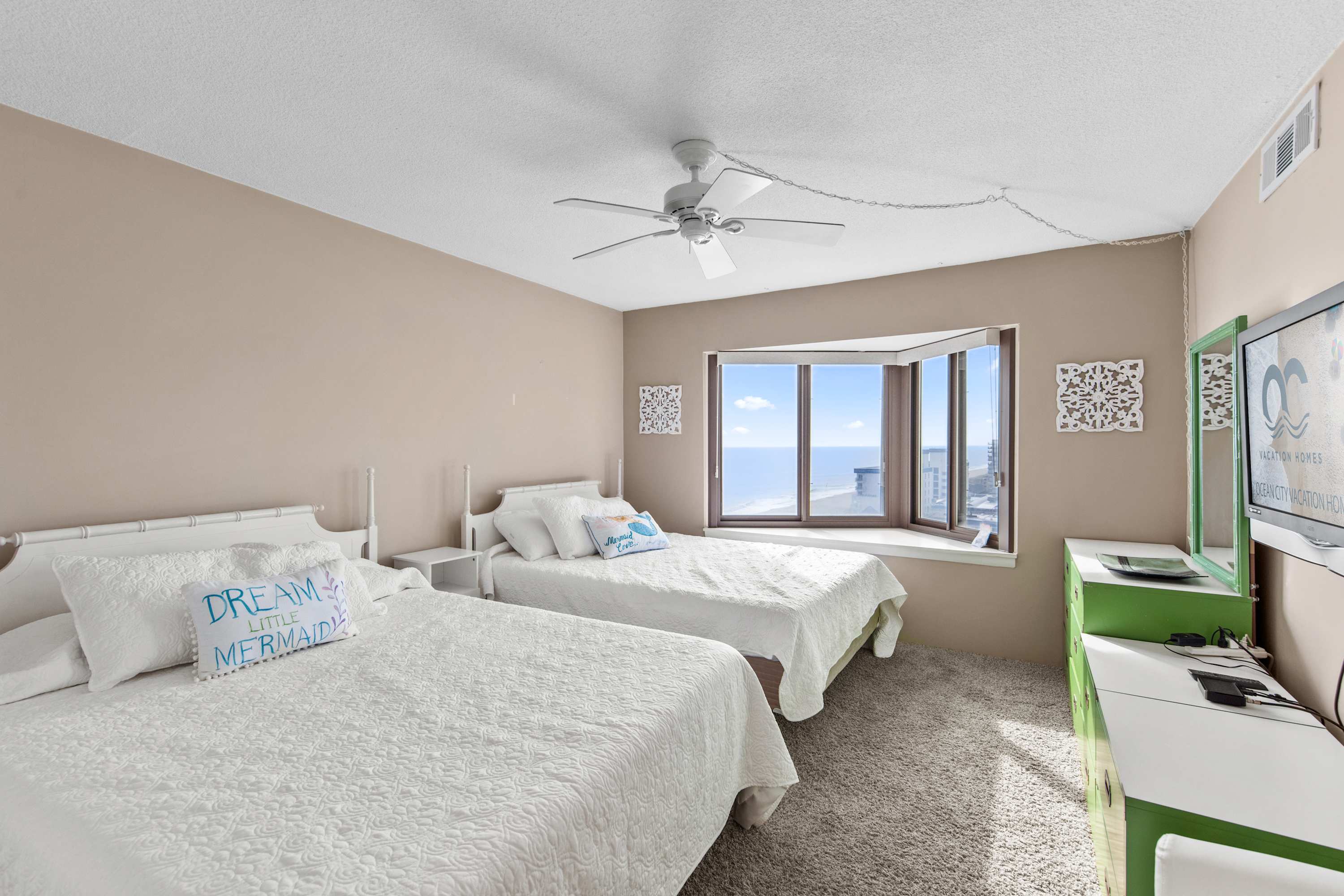 9400 Building #1506 | Oceanview | Great location