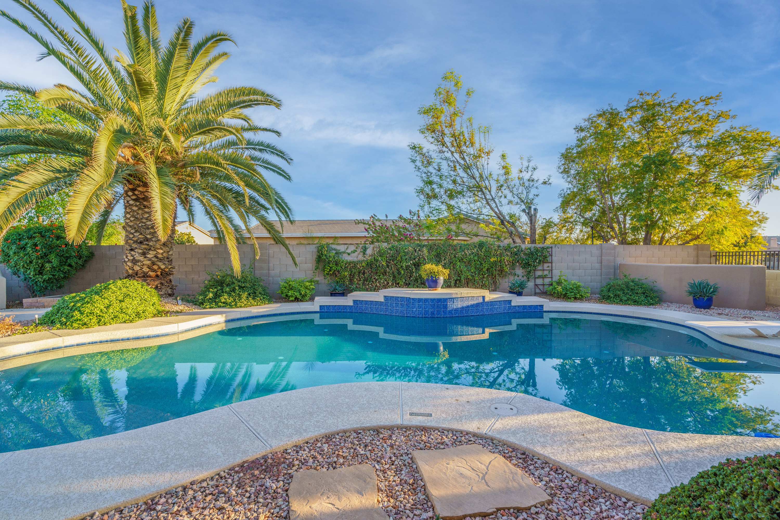 Luxe Pool, BBQ & Backyard Paradise!