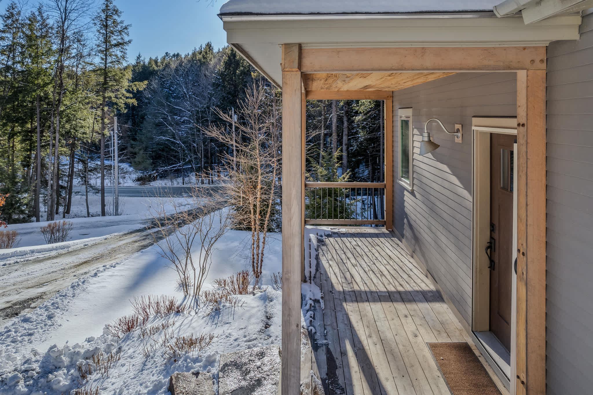 Fireplace, Woods, Club Access - Modern Quechee