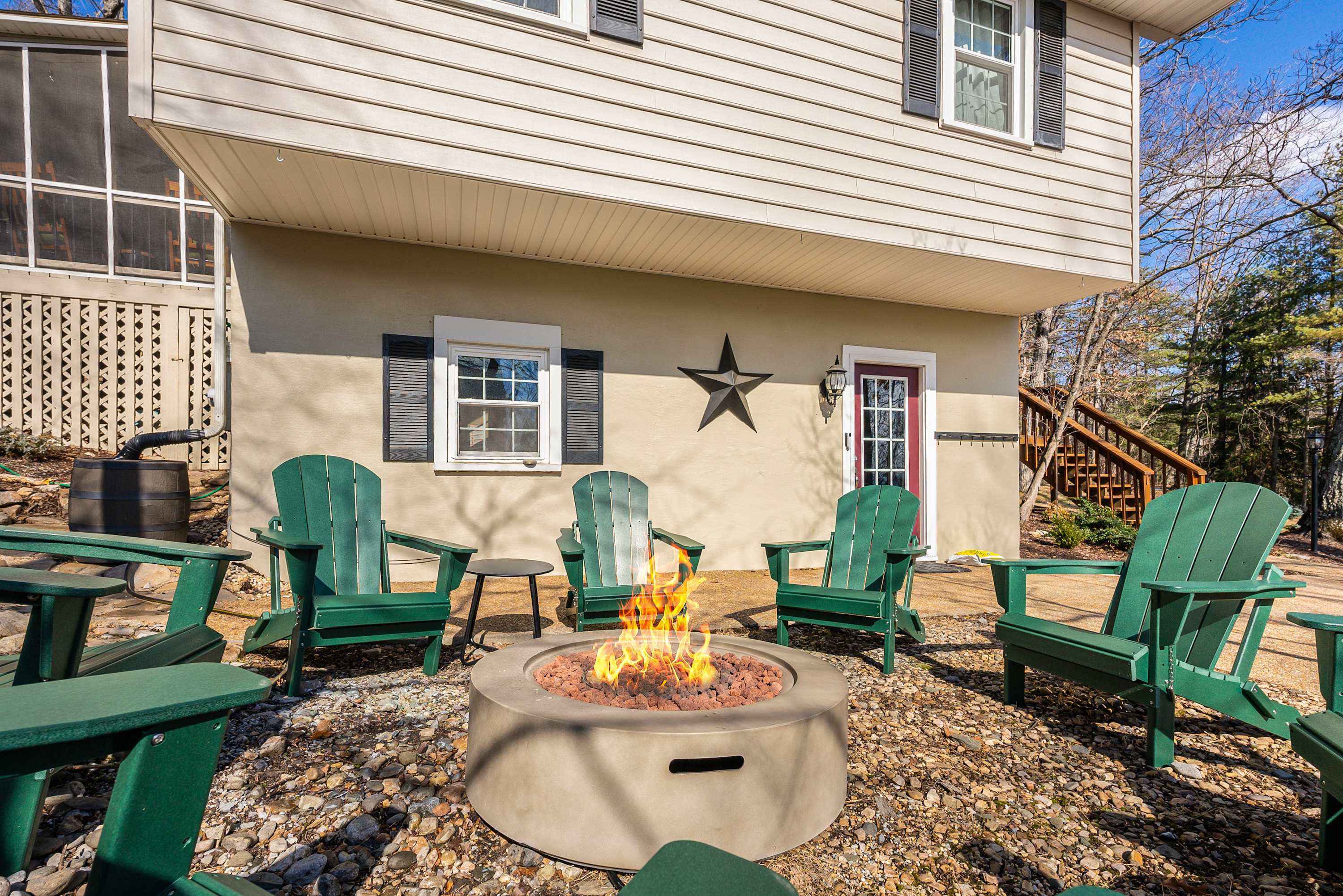 Cozy Retreat - Sauna~Hot Tub~Pool Pass~Game Room! 4