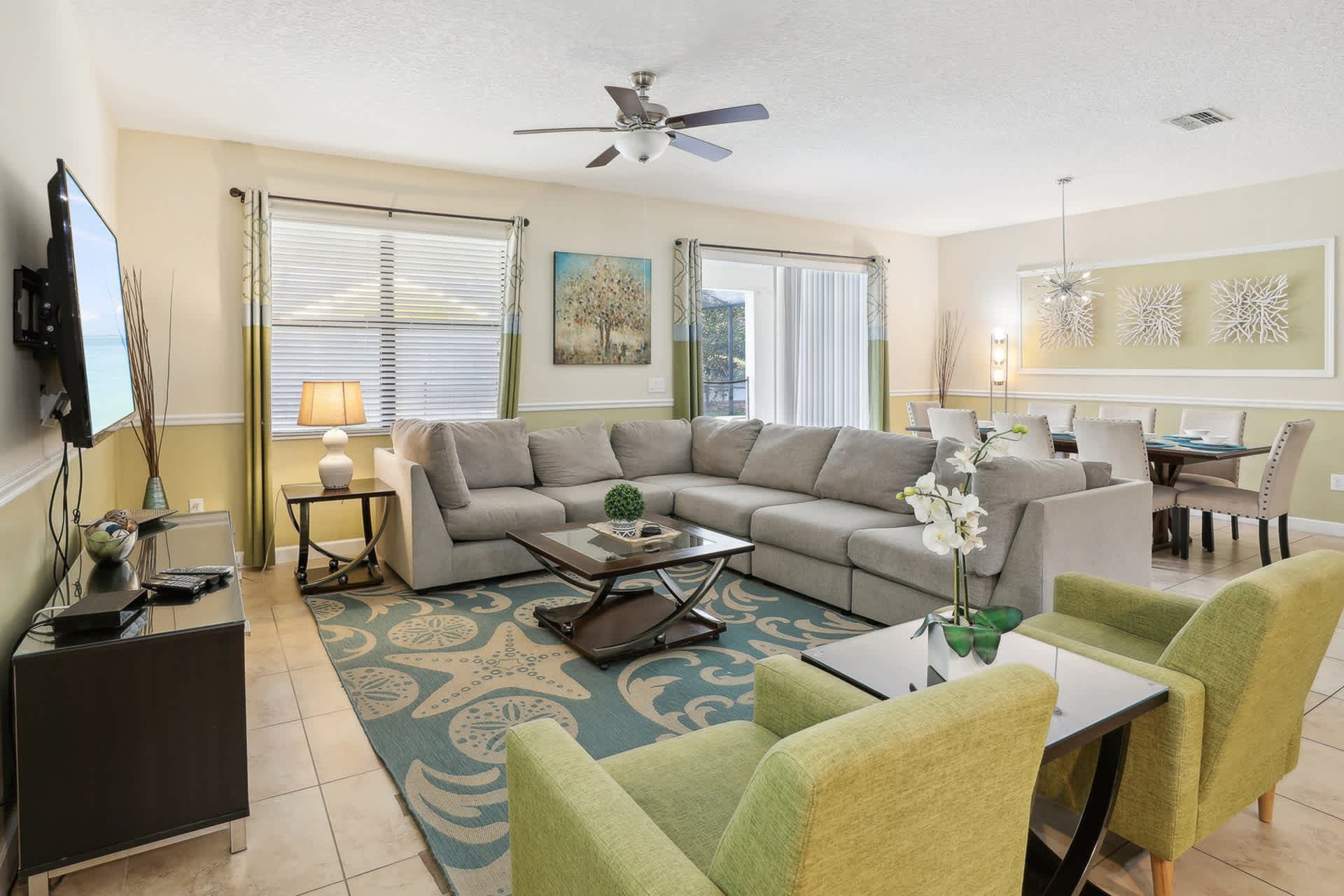 Upstay Family Home w Pool Cinema ChampionsGate