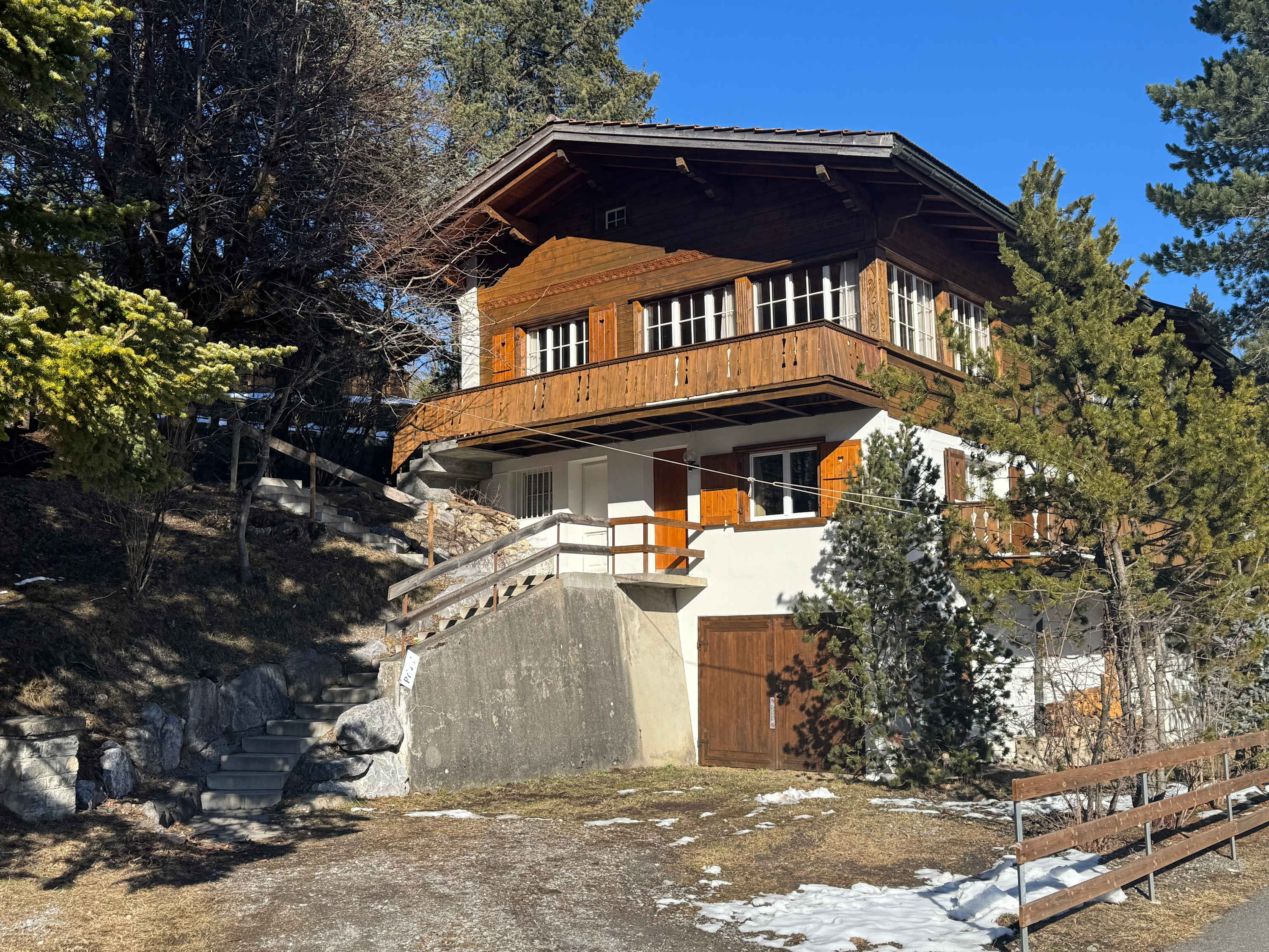 1-Min to Gondola: Alpine Garden Chalet — Adelboden, Bern — vacation rental